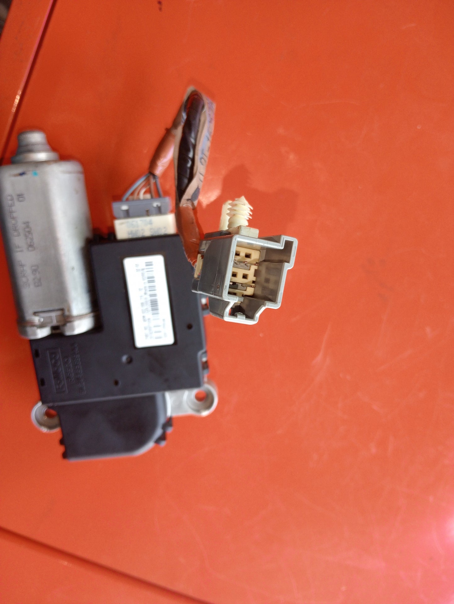 Explorer Maroon Sun Roof Motor