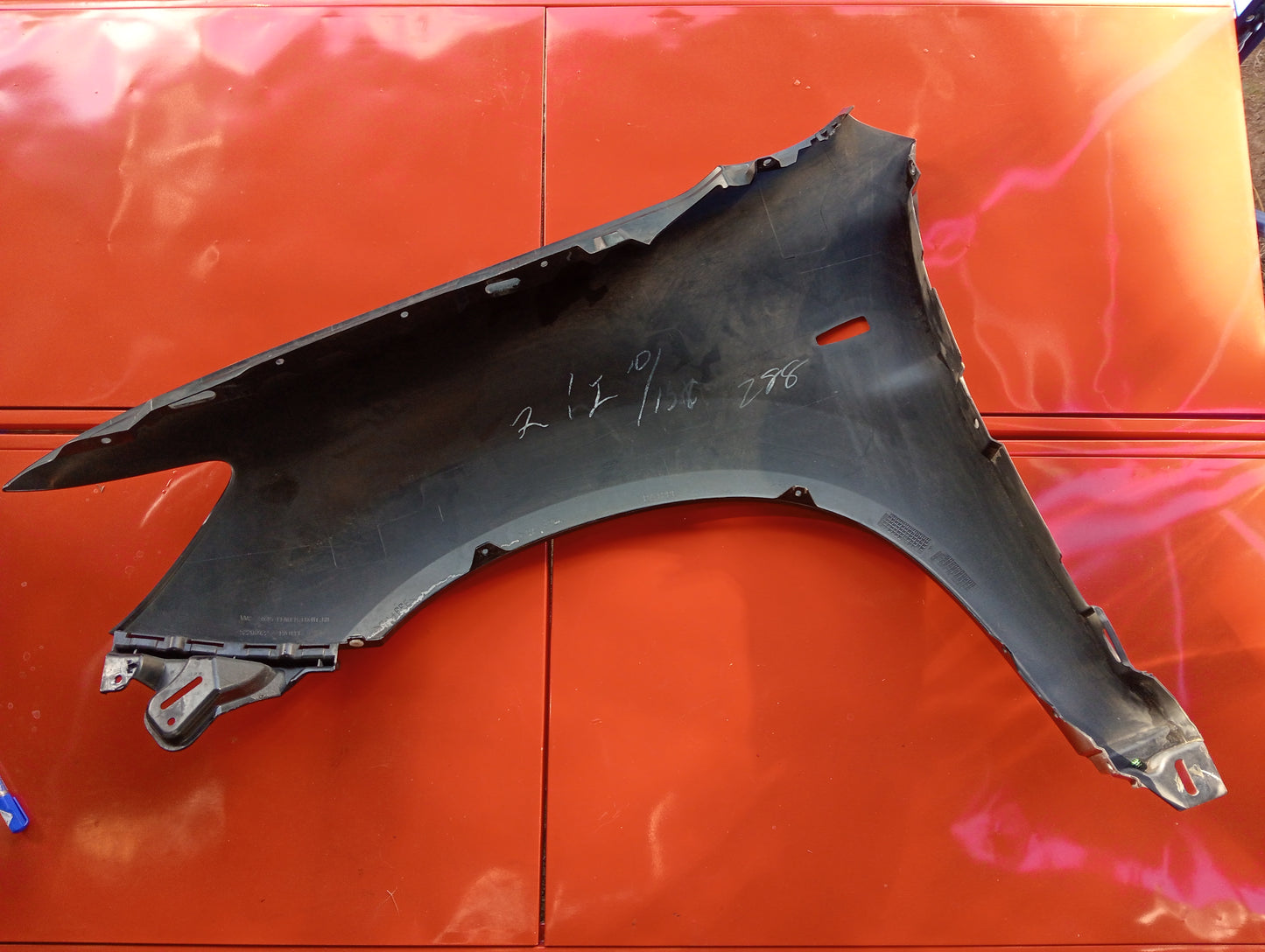 ASX/GLS Fender Front Passenger