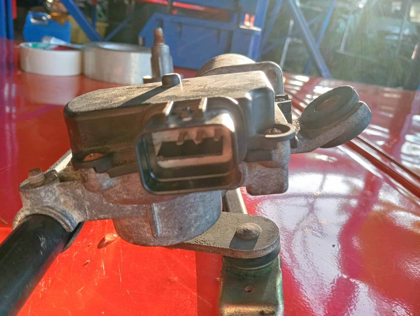 Optra 1.6 Wiper Motor assemble