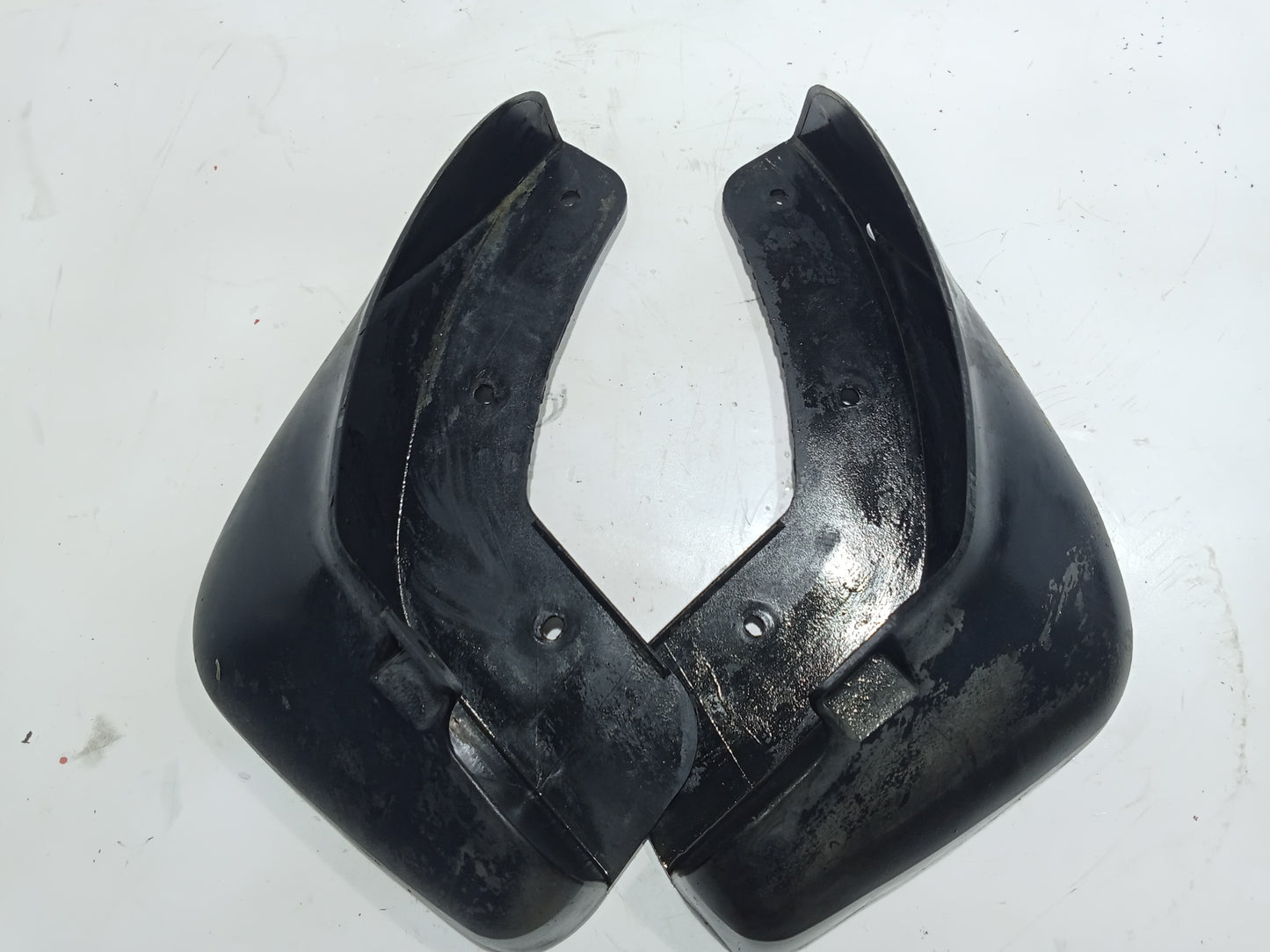 Chevrolet Captiva Mud Guard L&R GENUINE ORIGINAL SURPLUS