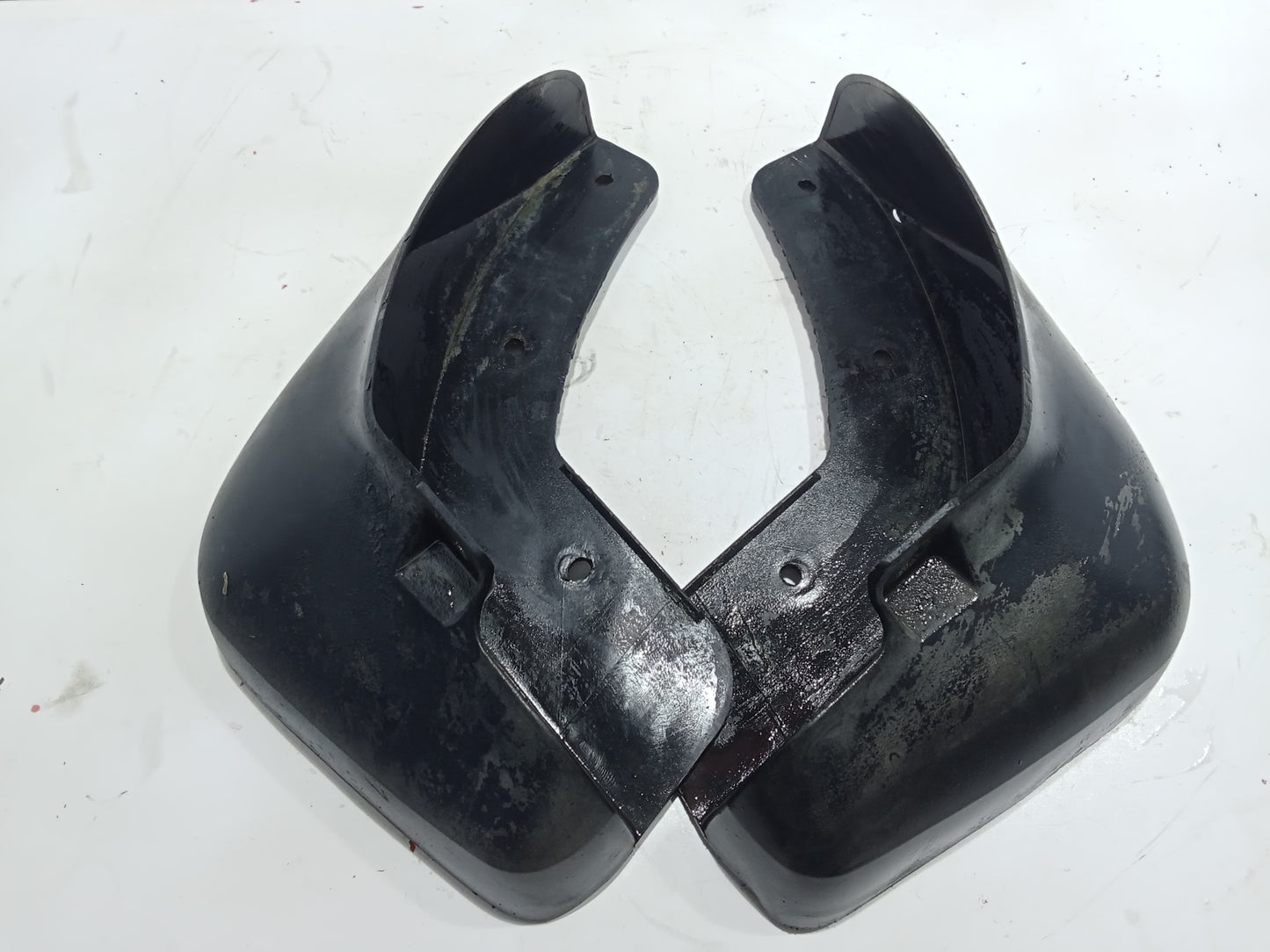 Chevrolet Captiva Mud Guard L&R GENUINE ORIGINAL SURPLUS