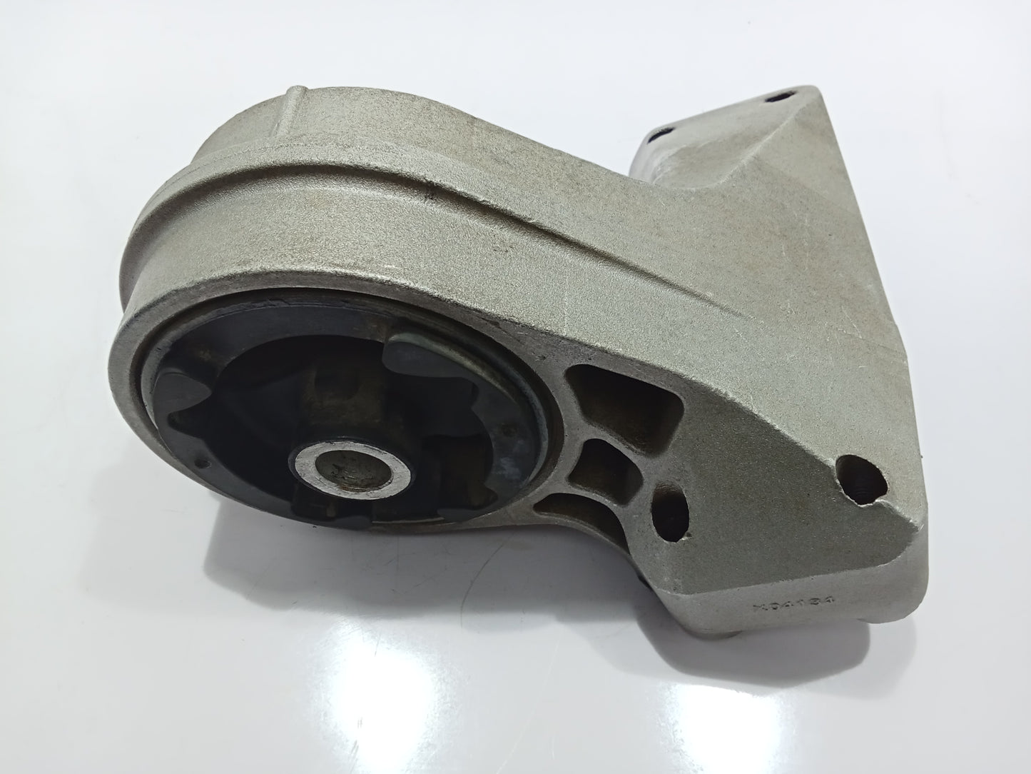 Chevrolet Captiva Lower Transmission Support GENUINE ORIGINAL SURPLUS