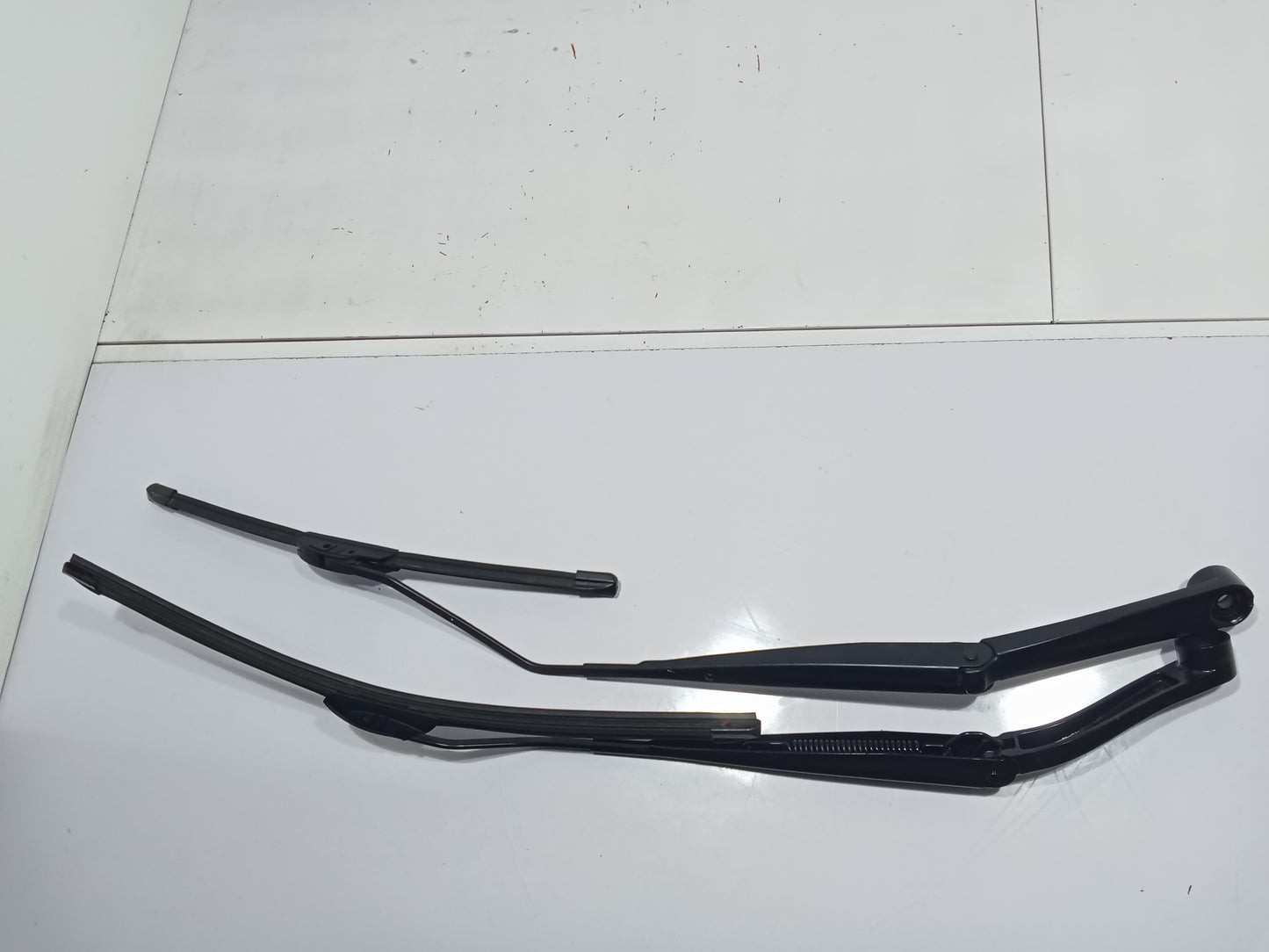 Chevrolet Cruze 2012 Wiper Arm Left & Right GENUINE ORIGINAL SURPLUS