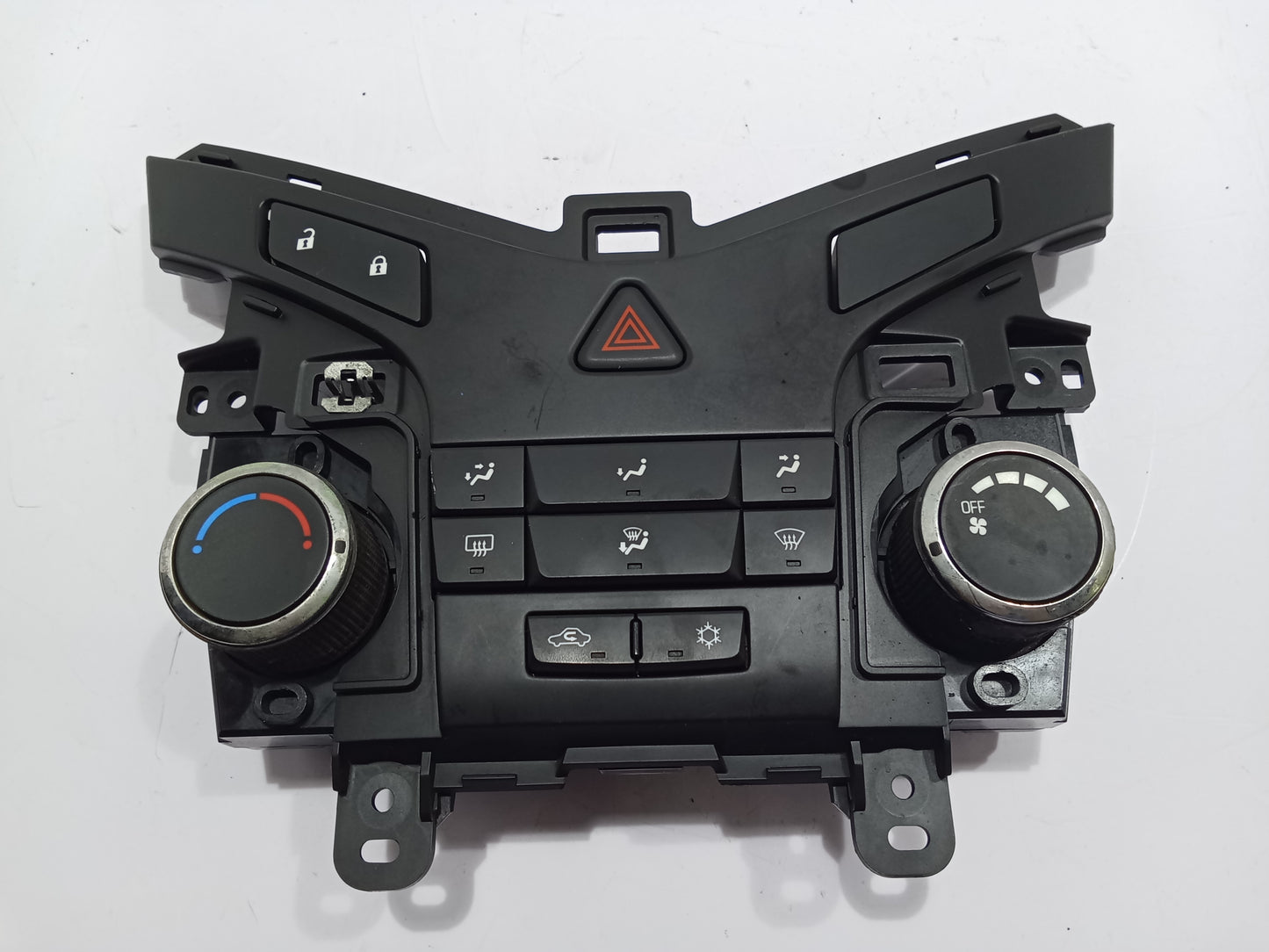 Chevrolet Cruze 2012 Climate Control GENUINE ORIGINAL SURPLUS