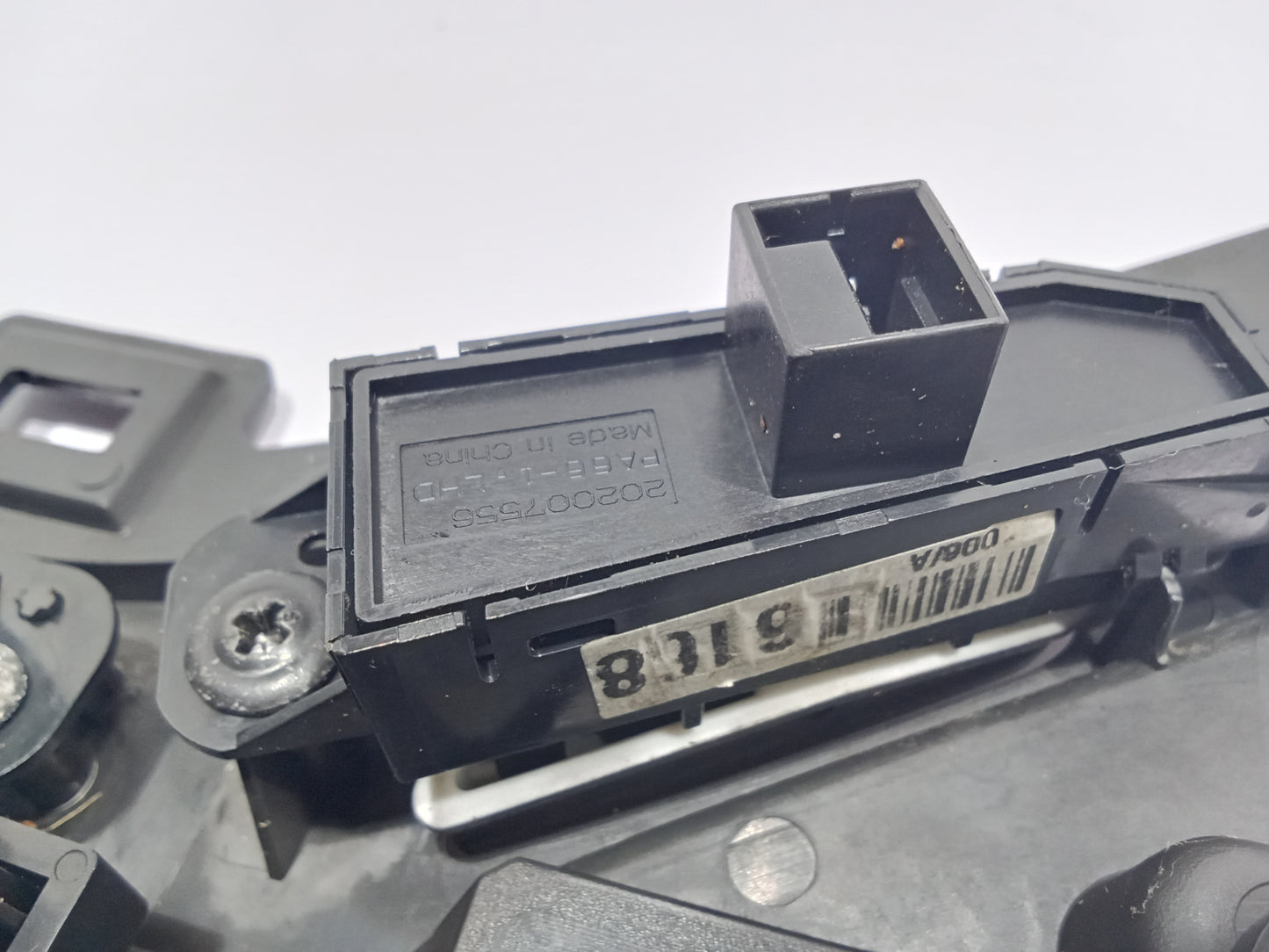 Chevrolet Cruze 2012 Climate Control GENUINE ORIGINAL SURPLUS