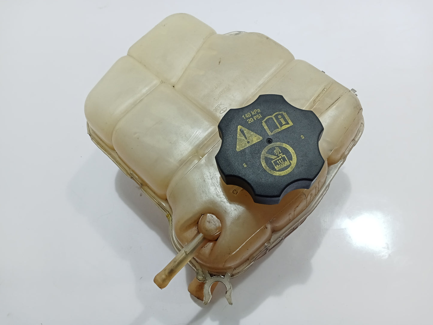 Chevrolet Cruze 2012 Coolant Tank GENUINE ORIGINAL SURPLUS