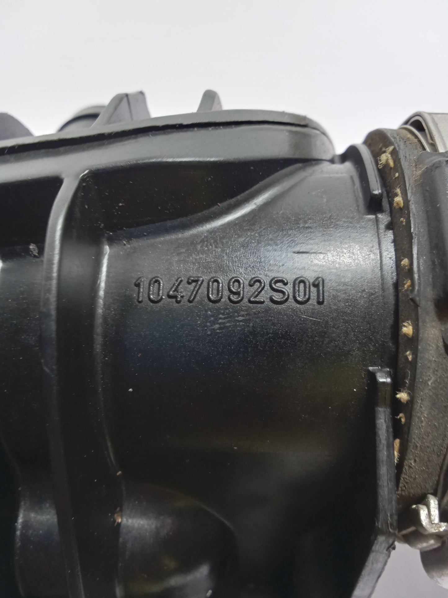 Ford Fiesta 1.5 Intake Manifold GENUINE ORIGINAL SURPLUS