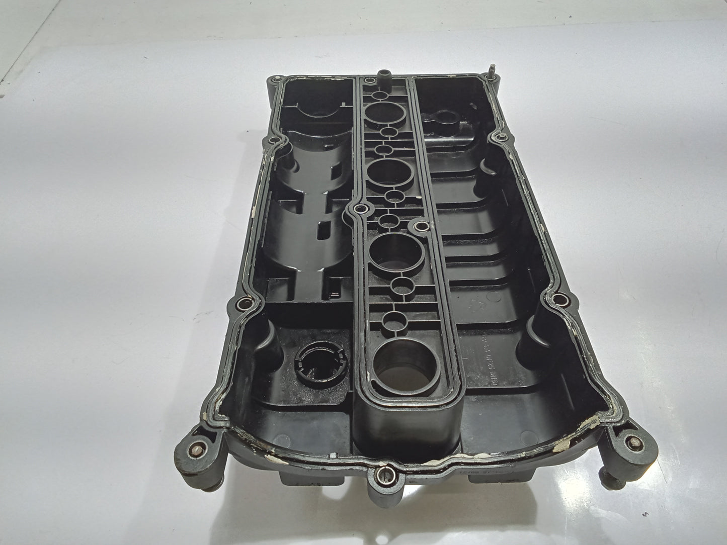 Ford Fiesta 1.5 2015 Valve Cover GENUINE ORIGINAL SURPLUS