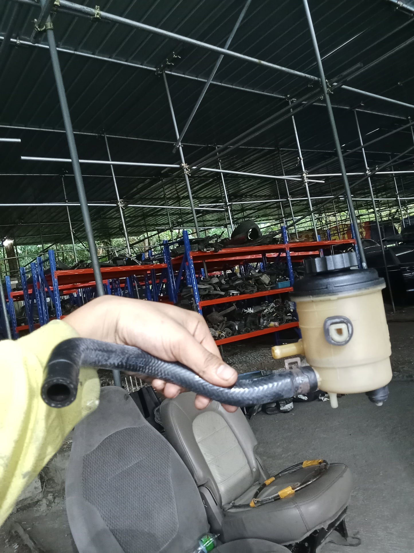 Kia Rio Fluid Tank GENUINE ORIGINAL SURPLUS