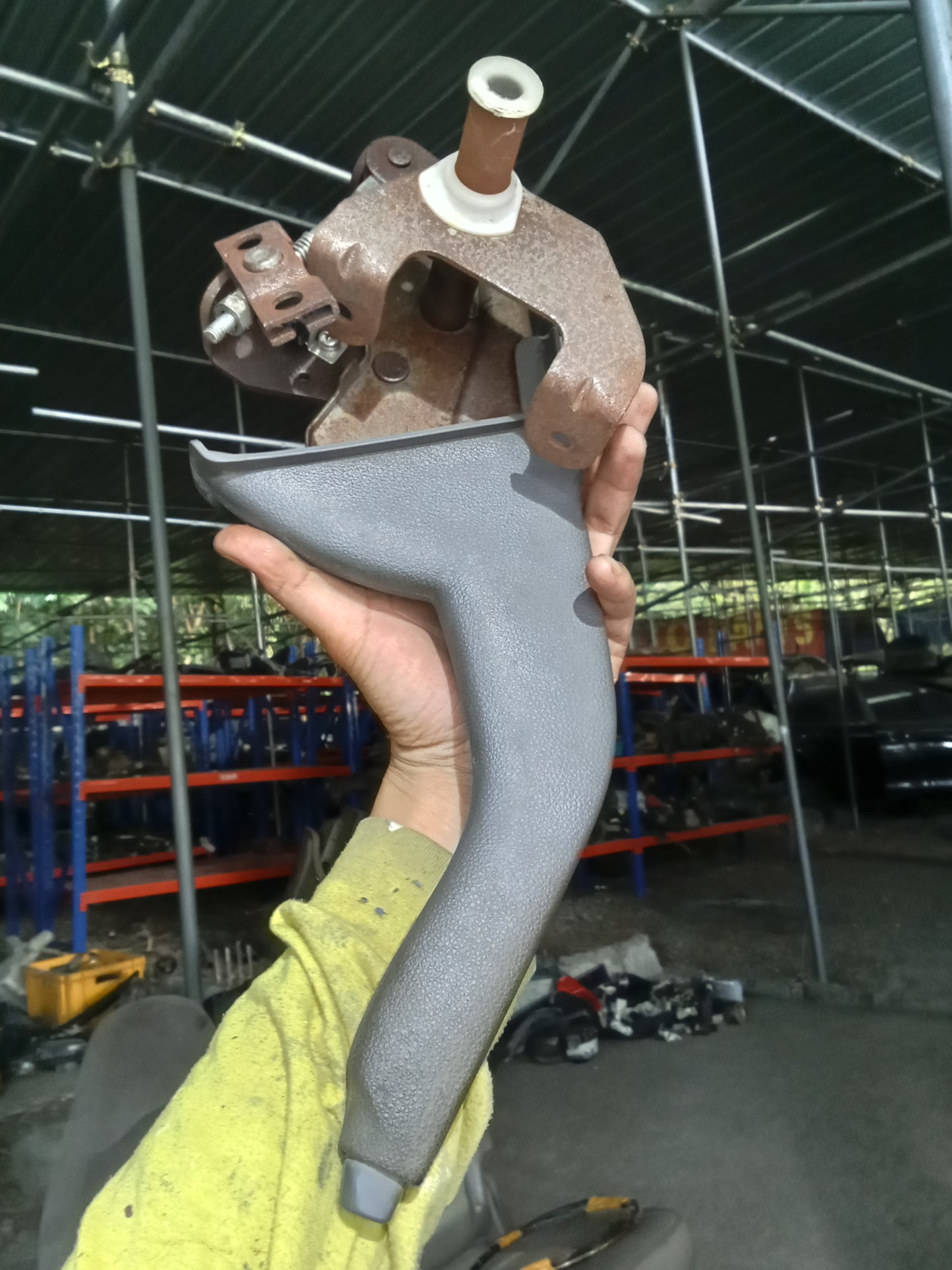 Kia Rio Hand Brake GENUINE ORIGINAL SURPLUS