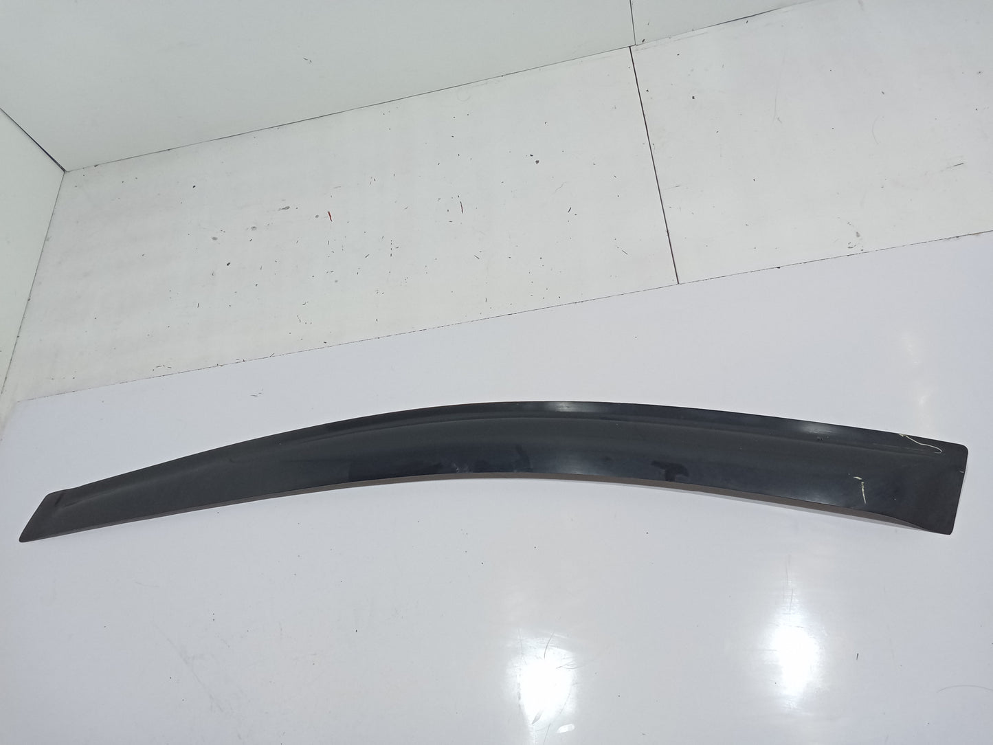 Ford Focus 2.0 2007 - 2014 Rain Visor GENUINE ORIGINAL SURPLUS