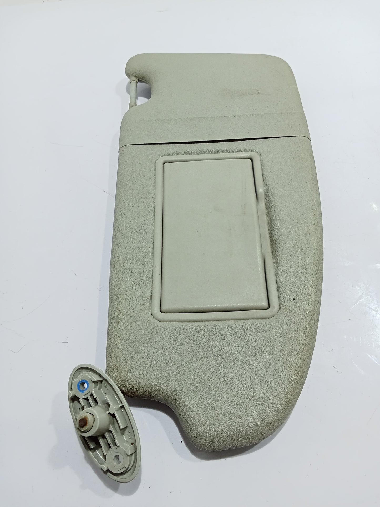 Ford Focus 2.0 2007 - 2014 Passenger Side Sun Visor GENUINE ORIGINAL SURPLUS
