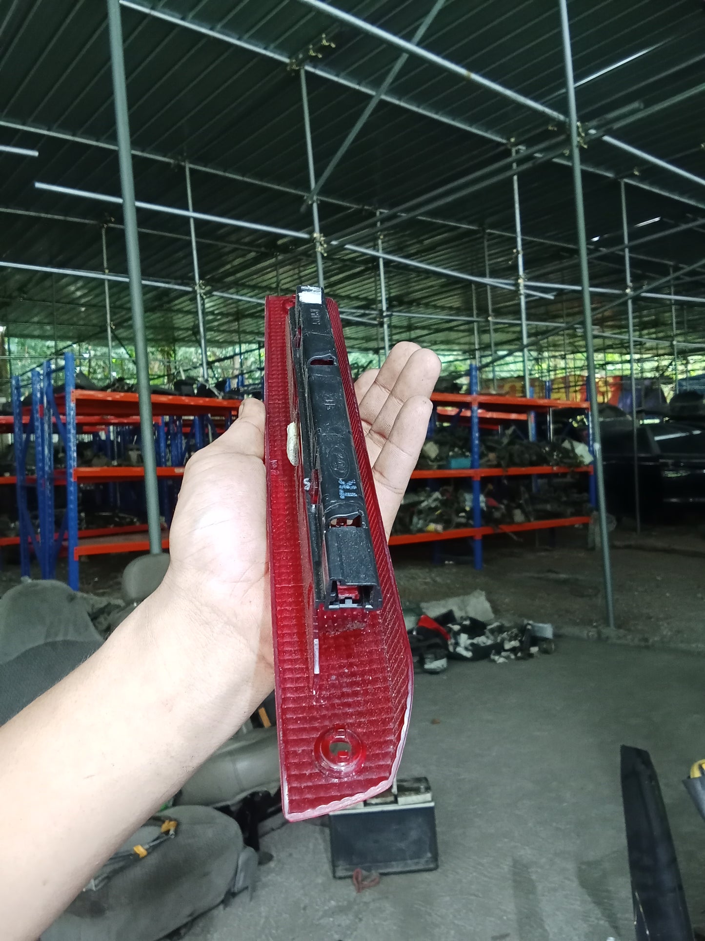 Ford Focus 2.0 2007 - 2014 Third Brake Light GENUINE ORIGINAL SURPLUS