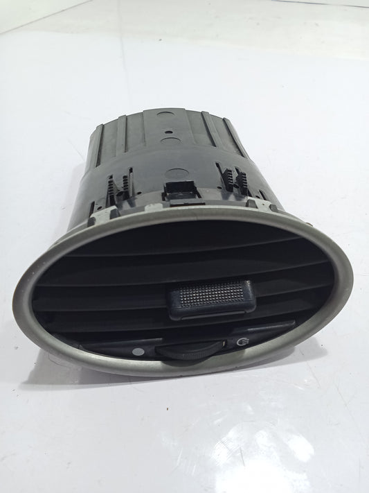Ford Focus 2.0 2007 - 2014 AC Louver GENUINE ORIGINAL SURPLUS