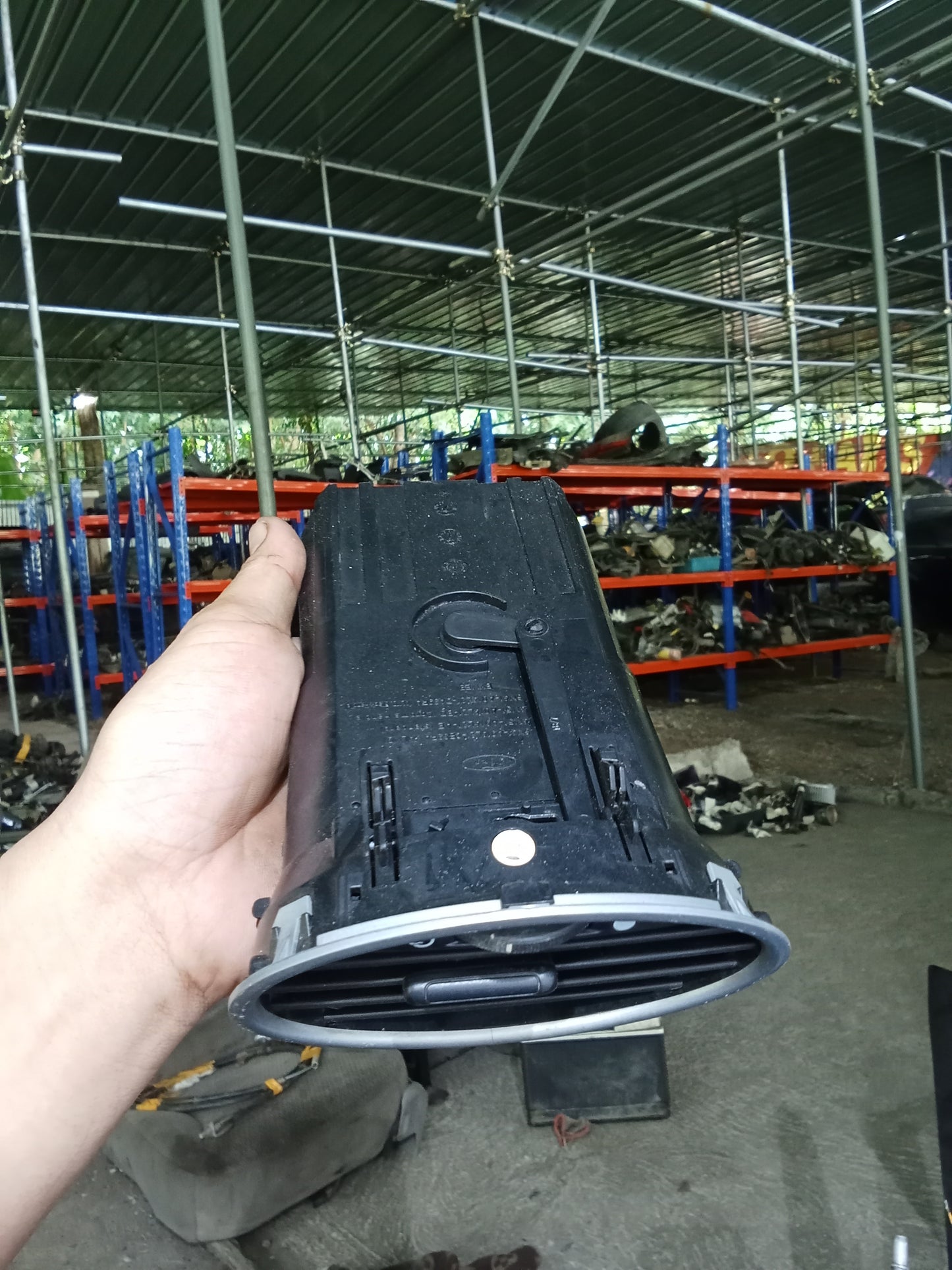 Ford Focus 2.0 2007 - 2014 AC Louver GENUINE ORIGINAL SURPLUS