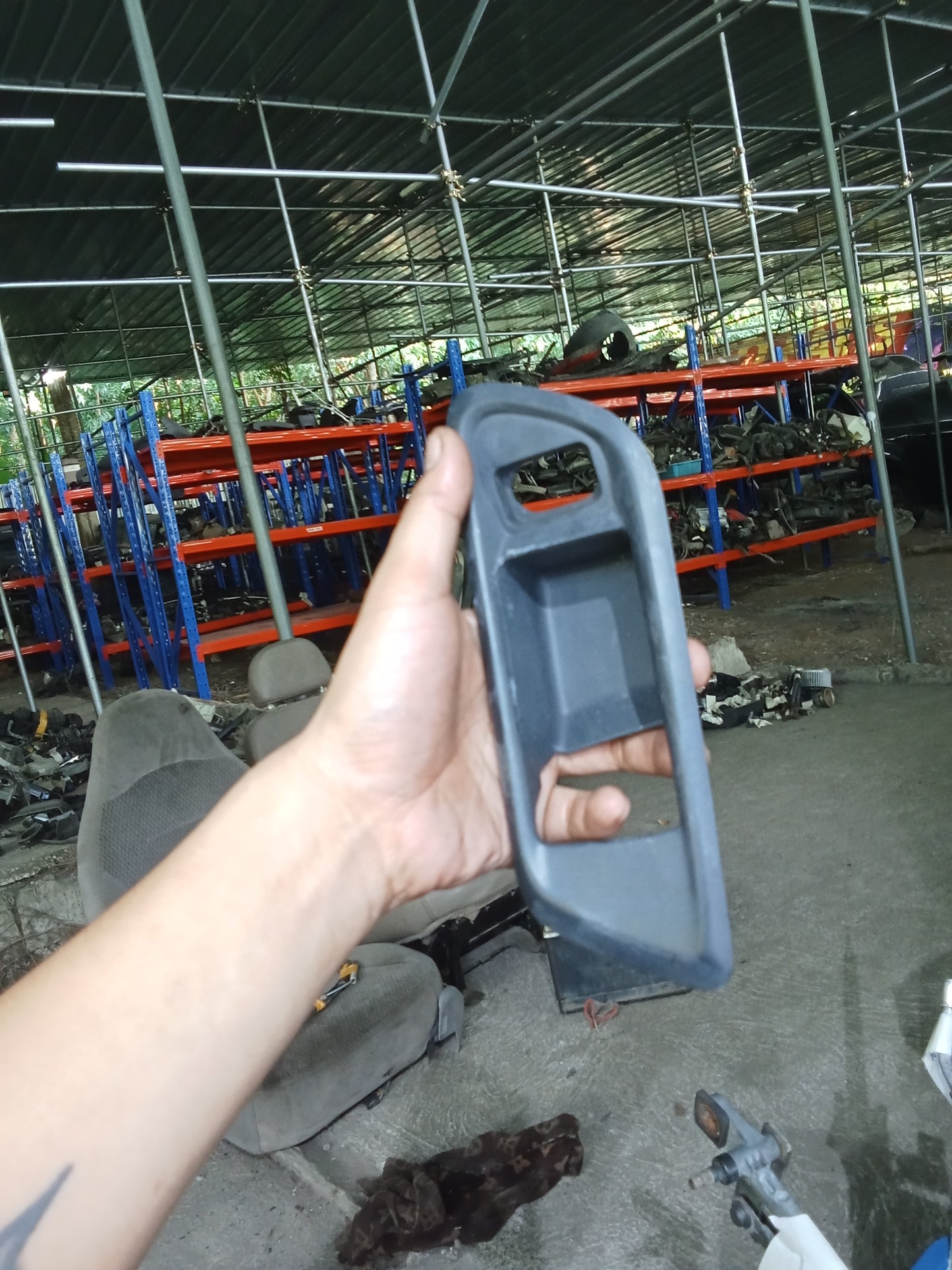 Ford Focus 2.0 2007 - 2014 Rear Driver Side Window Switch Cover GENUINE ORIGINAL SURPLUS