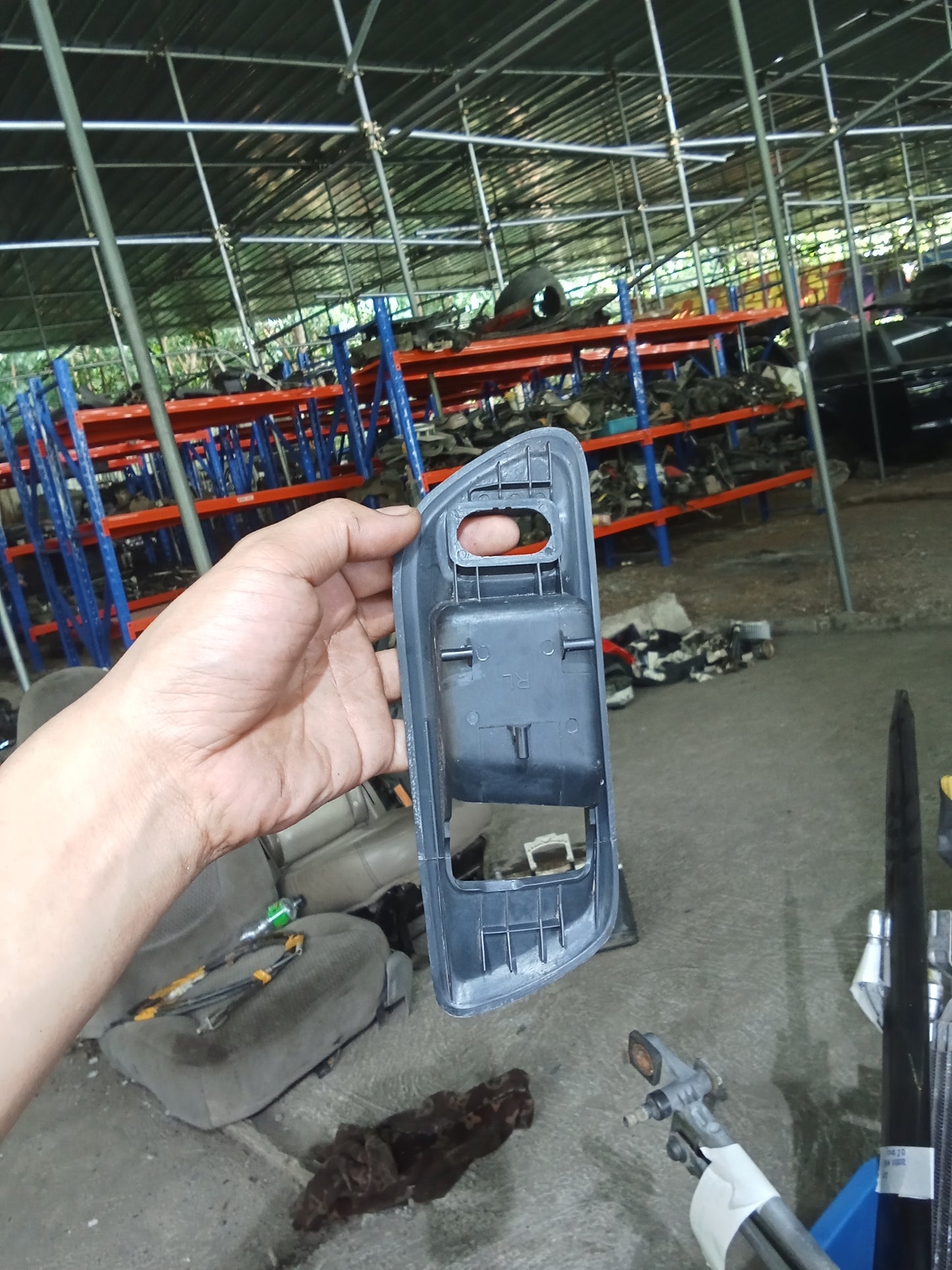 Ford Focus 2.0 2007 - 2014 Rear Driver Side Window Switch Cover GENUINE ORIGINAL SURPLUS