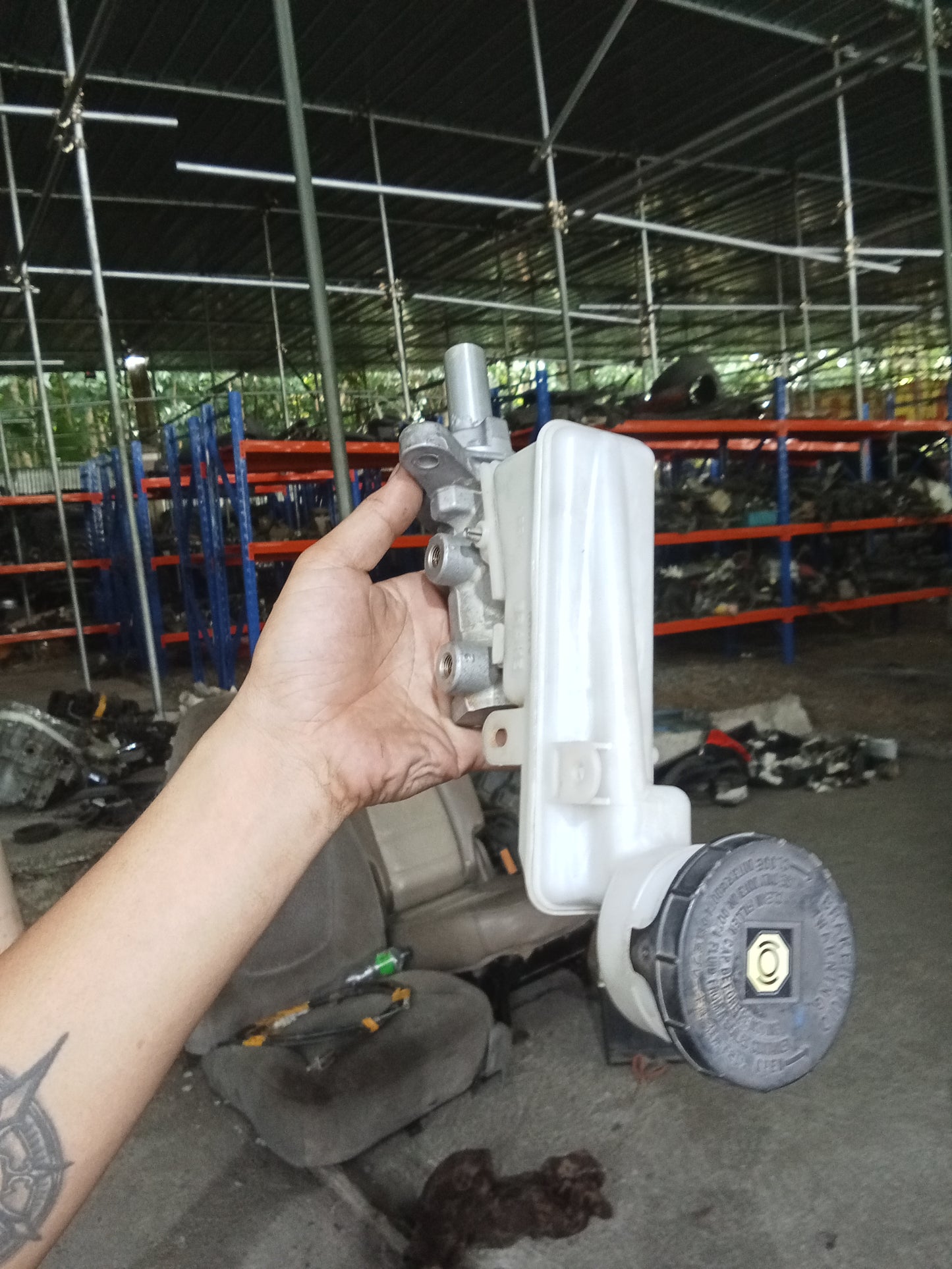 Chevrolet Trailblazer 2011 BOSCH 748298 Brake Master GENUINE ORIGINAL SURPLUS