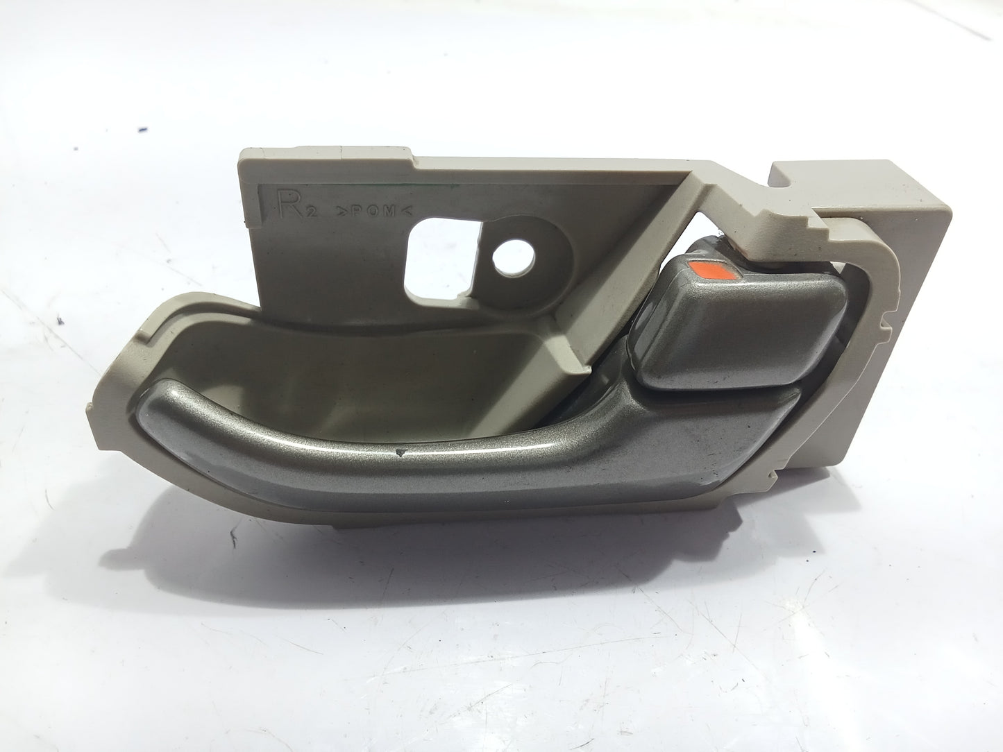 Chevrolet Trailblazer 2011 Front Passenger Side Inner Door Handle GENUINE ORIGINAL SURPLUS