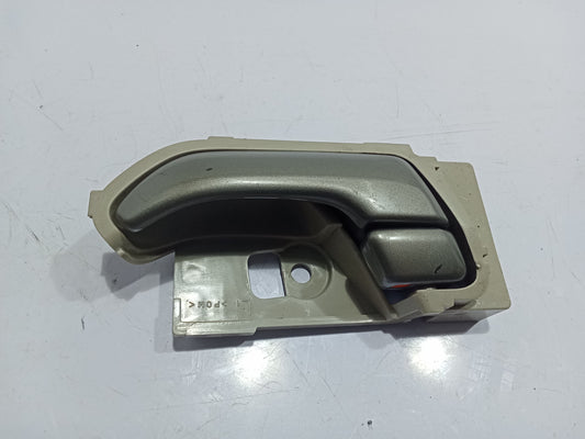Chevrolet Trailblazer 2011 Front Driver Side Inner Door Handle GENUINE ORIGINAL SURPLUS