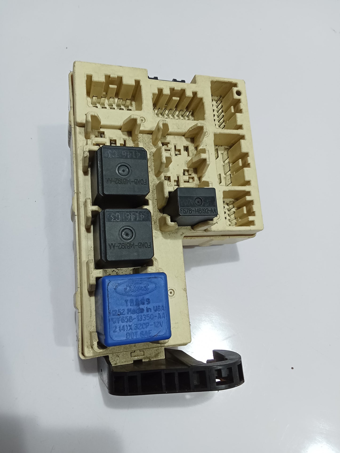 Ford Explorer 2005 Eddie Bauer Fuse box Dashboard GENUINE ORIGINAL SURPLUS