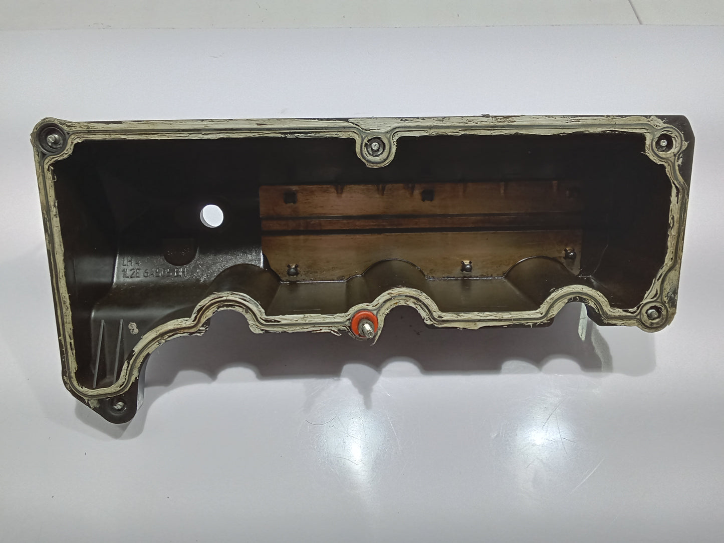 Ford Explorer 2005 Eddie Bauer Valve Cover GENUINE ORIGINAL SURPLUS
