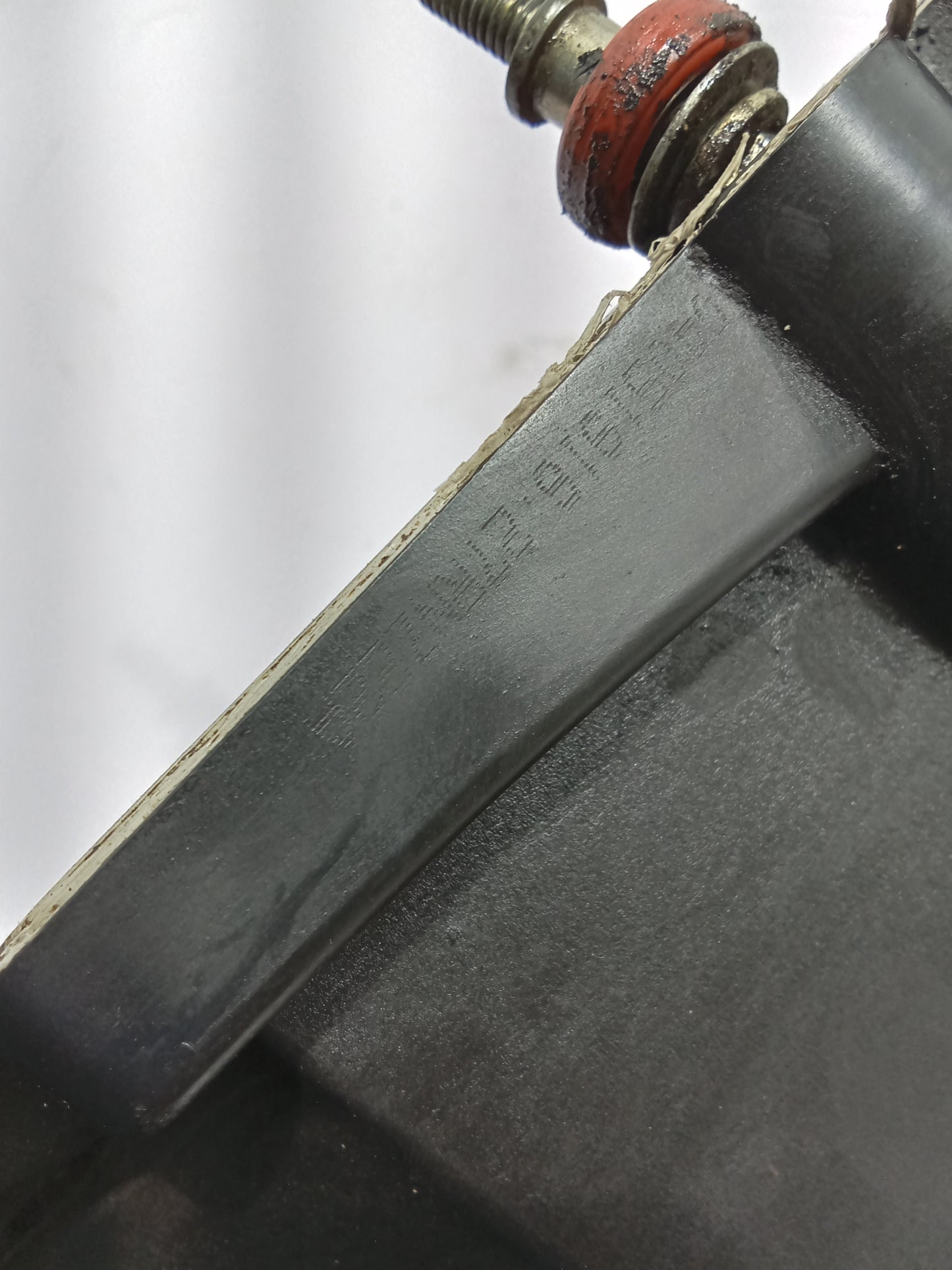 Ford Explorer 2005 Eddie Bauer Valve Cover GENUINE ORIGINAL SURPLUS