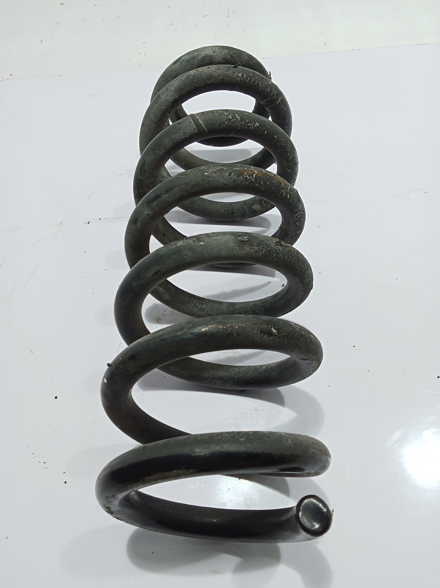 Ford Explorer 2005 Eddie Bauer Front Passenger Side Coil Spring GENUINE ORIGINAL SURPLUS