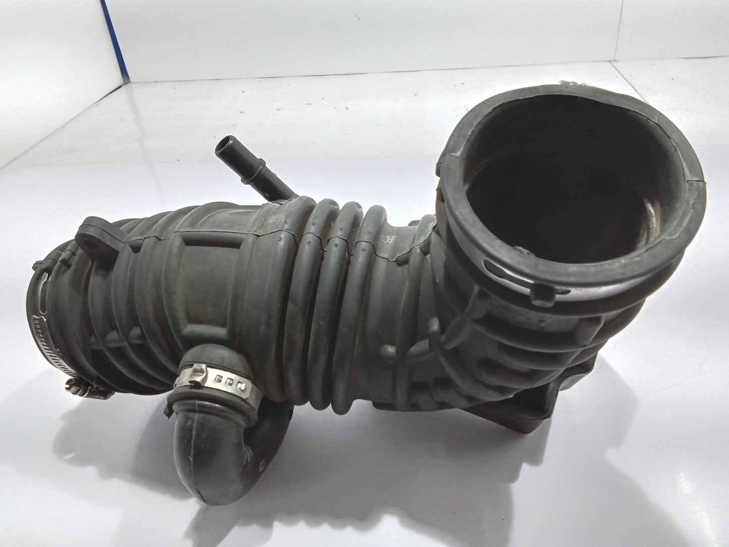 Ford Explorer 2005 Eddie Bauer Air Intake Hose GENUINE ORIGINAL SURPLUS