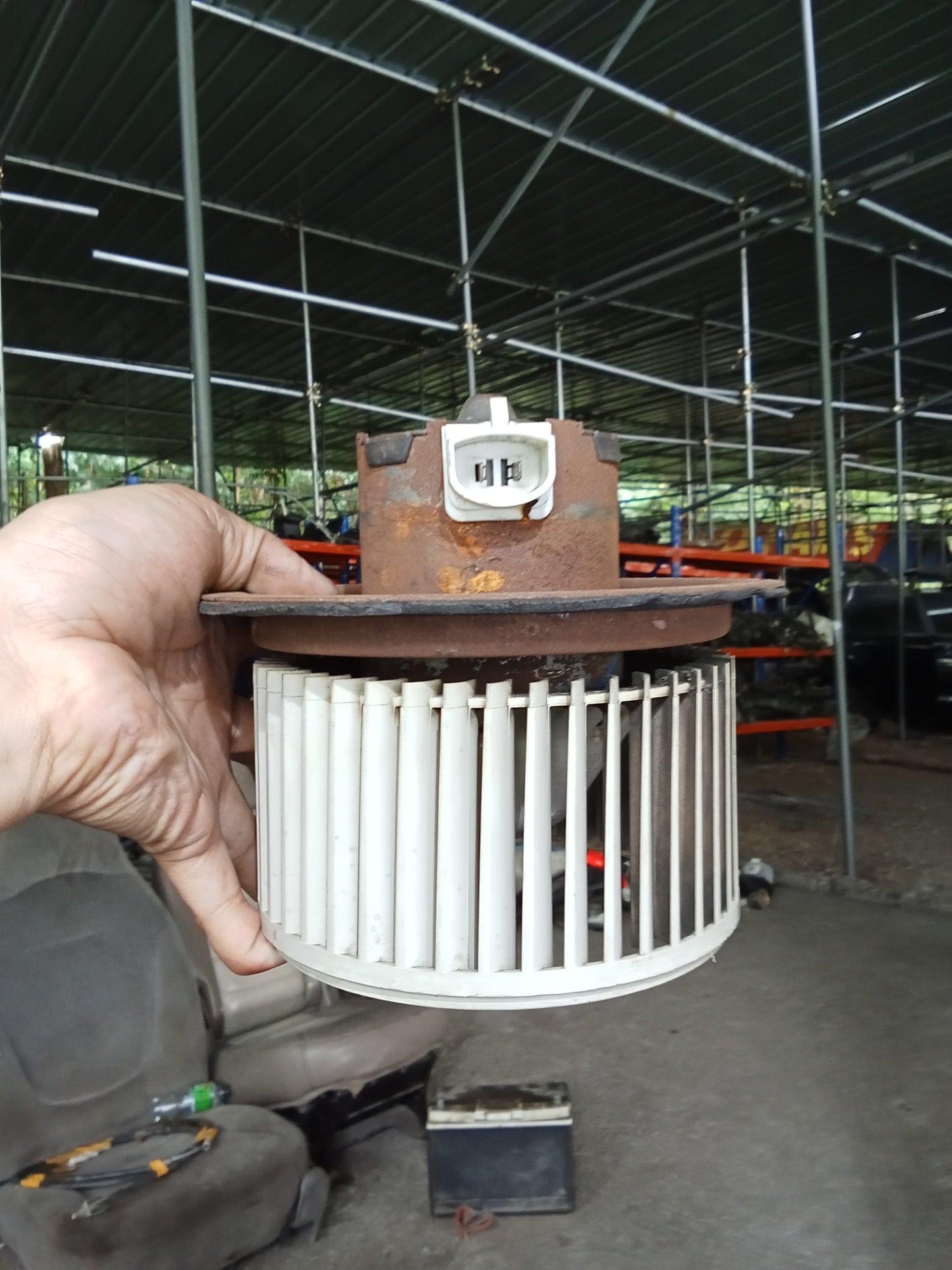 Ford Explorer 2005 Eddie Bauer Aircon Blower GENUINE ORIGINAL SURPLUS
