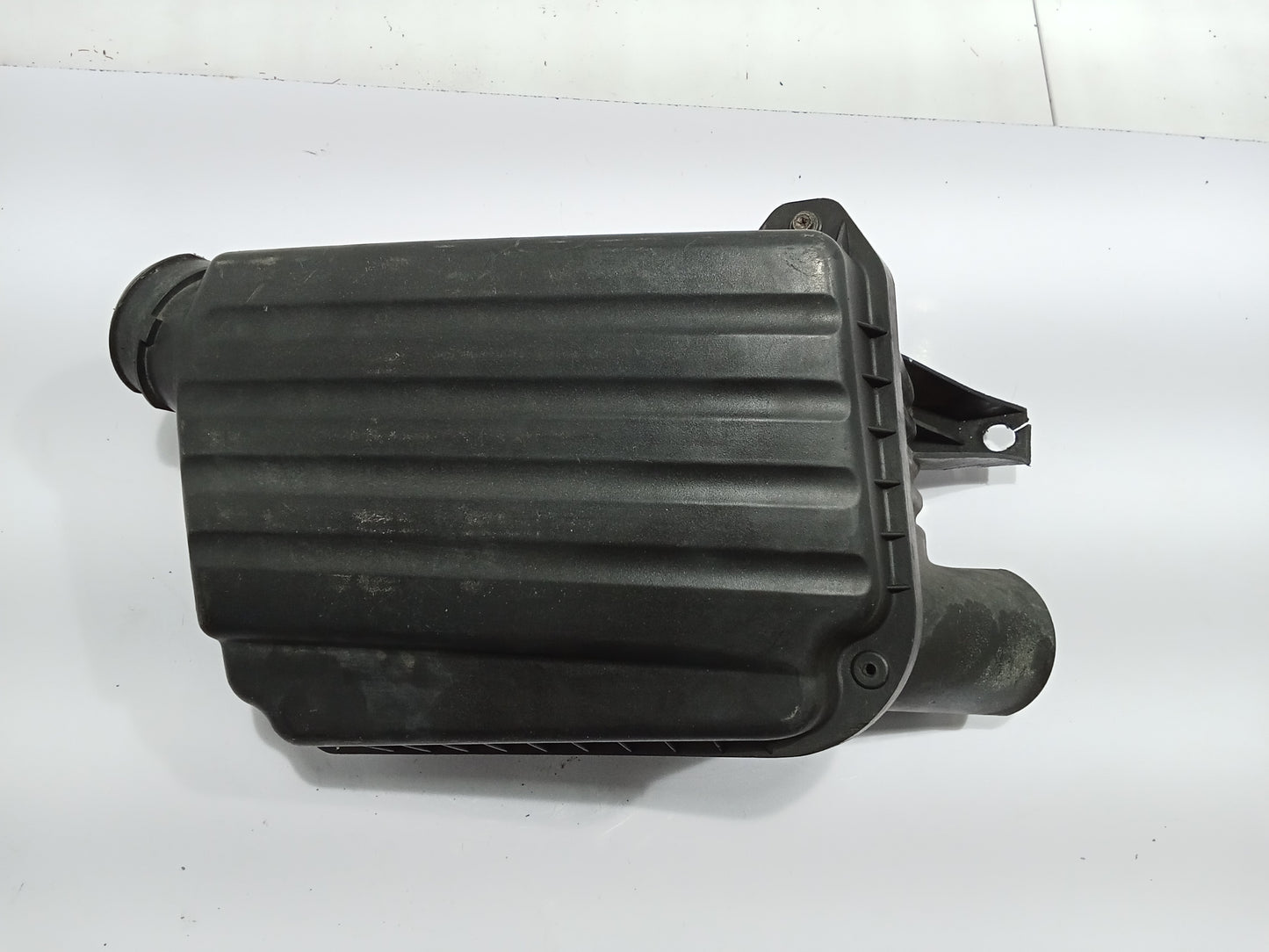 Chevrolet Optra 1.6 2003 Air Box With Filter GENUINE ORIGINAL SURPLUS