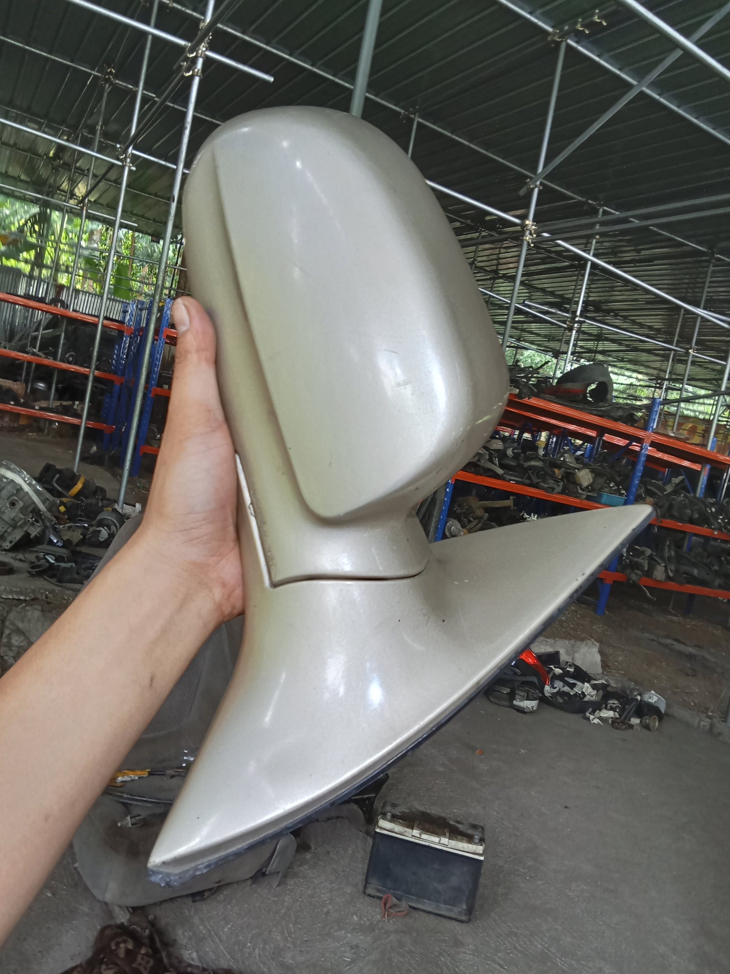Chevrolet Optra 1.6 2003 J-200 GASKET RH Passenger Side Mirror GENUINE ORIGINAL SURPLUS