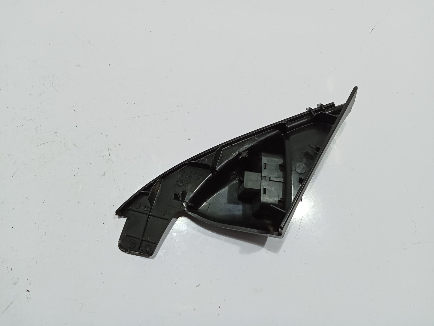 Chevrolet Optra 1.6 2003 Side Mirror Switch GENUINE ORIGINAL SURPLUS