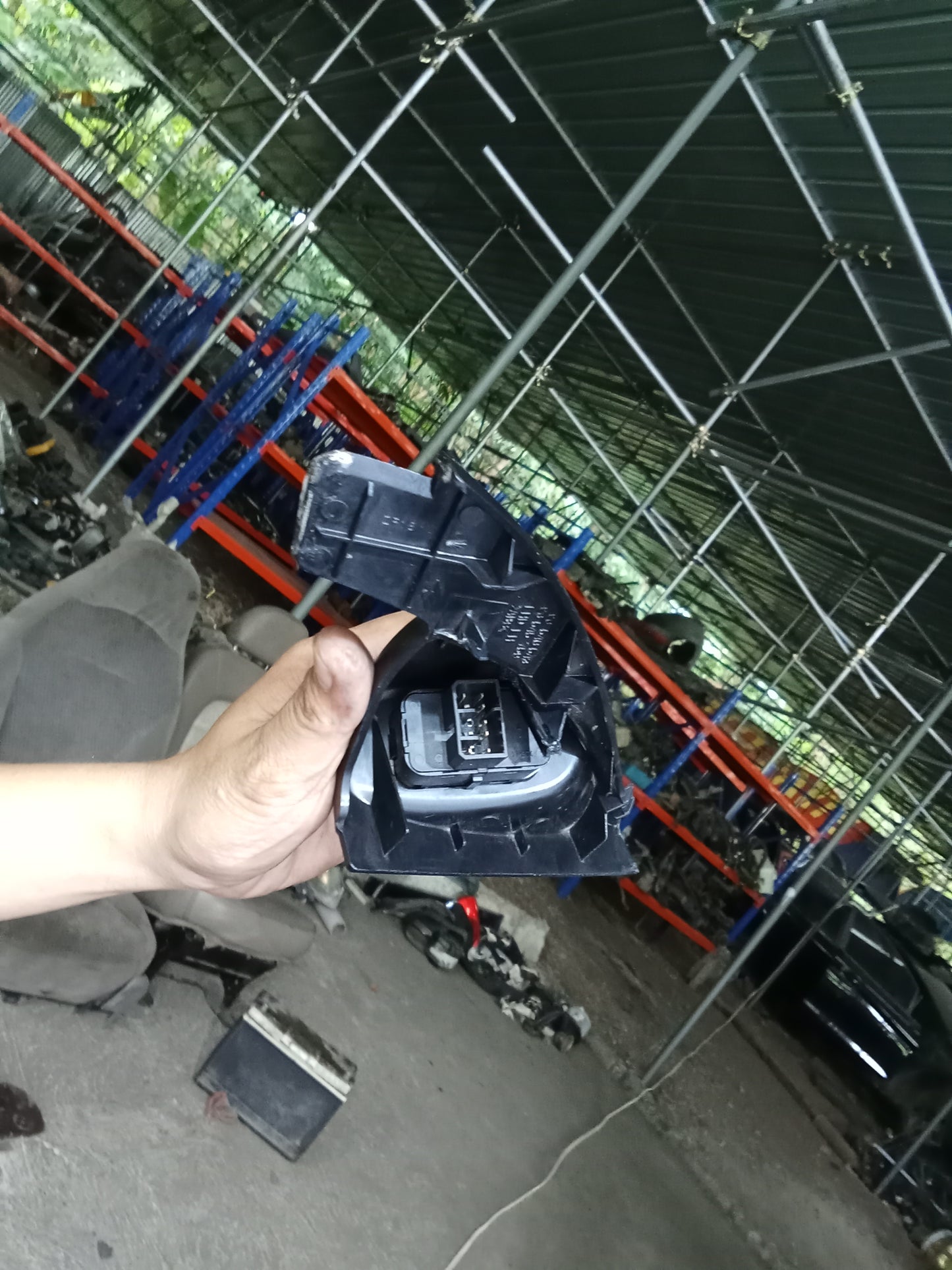 Chevrolet Optra 1.6 2003 Side Mirror Switch GENUINE ORIGINAL SURPLUS