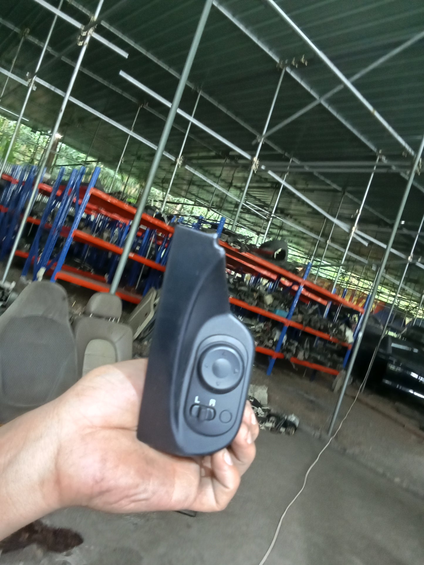 Chevrolet Optra 1.6 2003 Side Mirror Switch GENUINE ORIGINAL SURPLUS