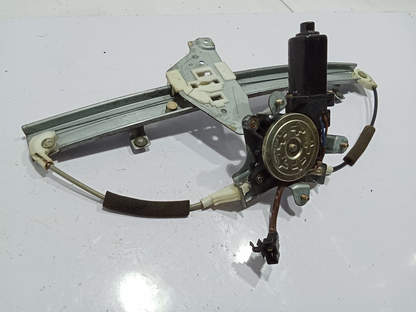 Chevrolet Optra 1.6 2003 Rear Passenger Side Power Window Mechanism GENUINE ORIGINAL SURPLUS