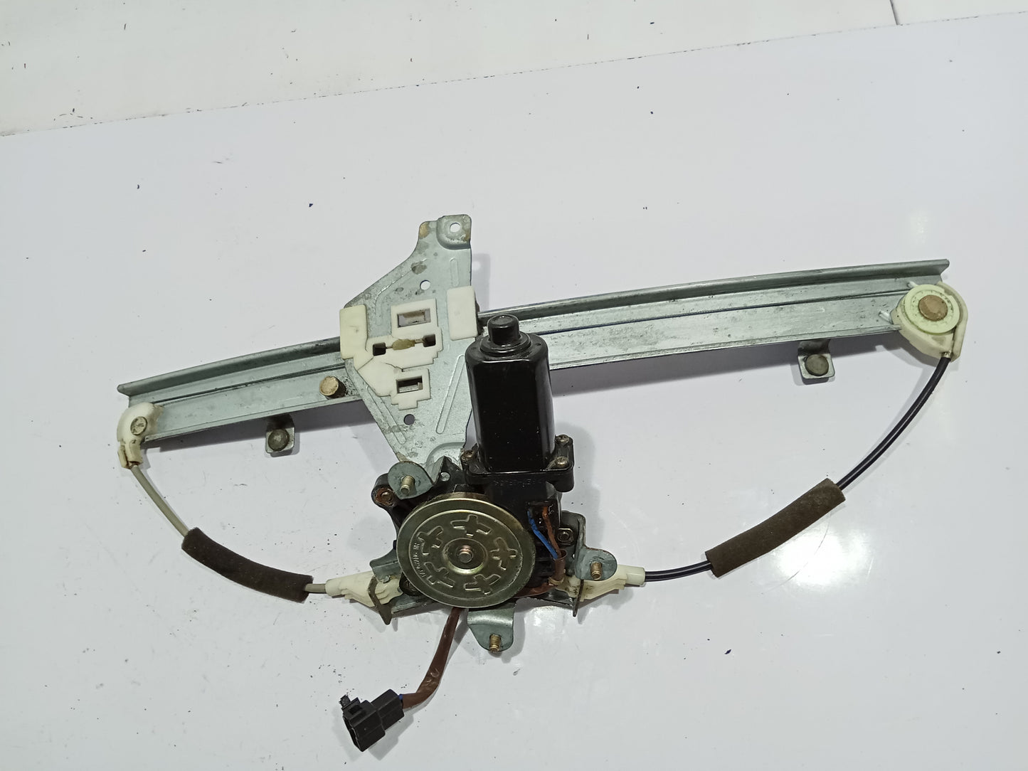 Chevrolet Optra 1.6 2003 Rear Passenger Side Power Window Mechanism GENUINE ORIGINAL SURPLUS