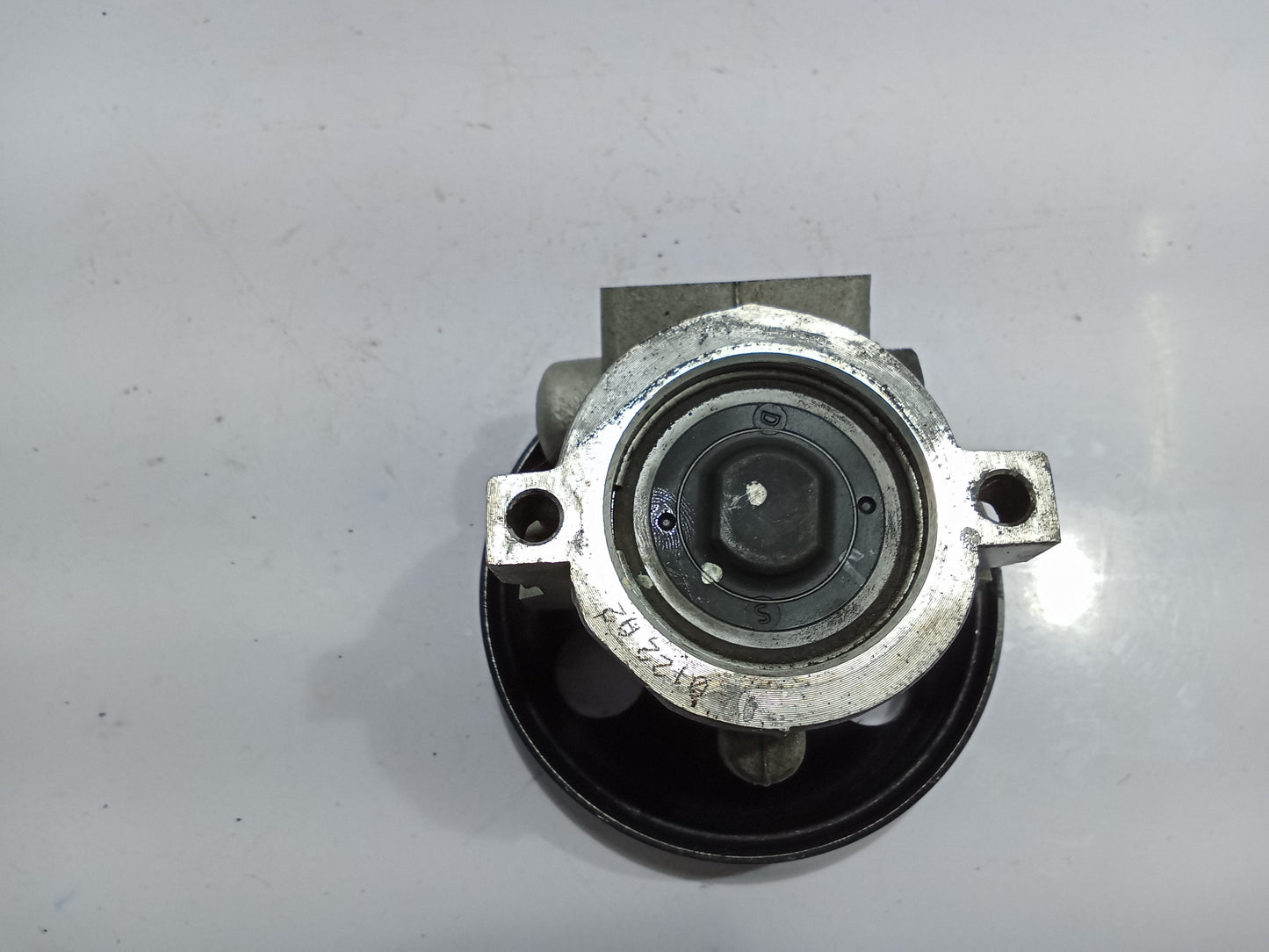 Chevrolet Optra 1.6 2003 Steering Pump GENUINE ORIGINAL SURPLUS