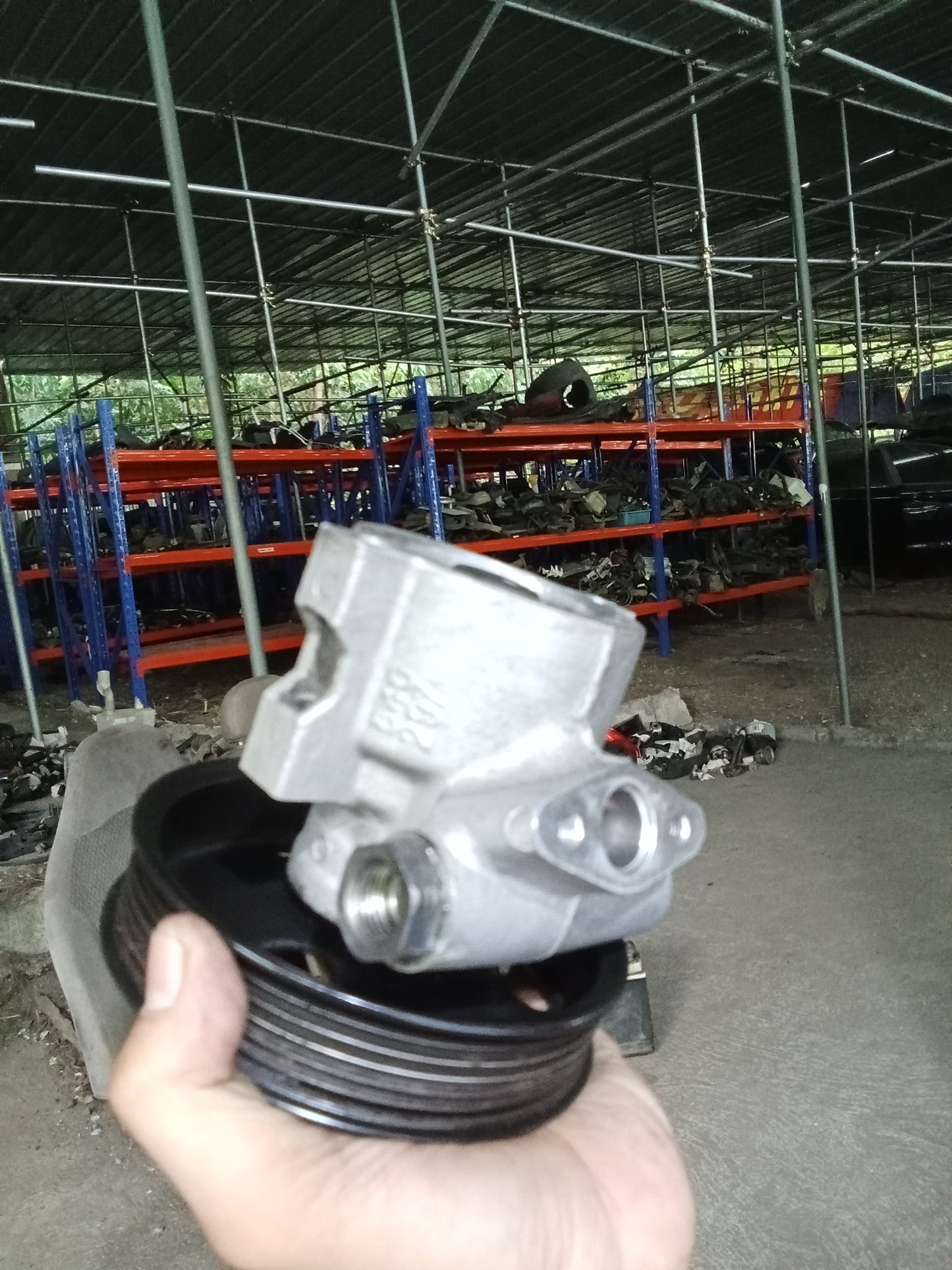 Chevrolet Optra 1.6 2003 Steering Pump GENUINE ORIGINAL SURPLUS