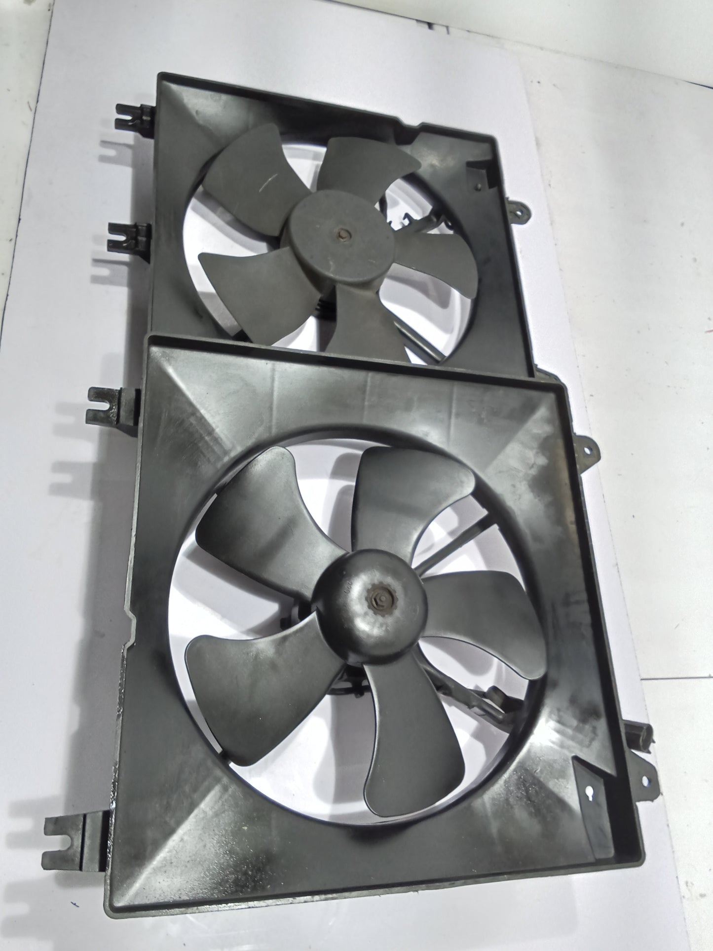 Chevrolet Optra 1.6 2003 Radiator Fan GENUINE ORIGINAL SURPLUS