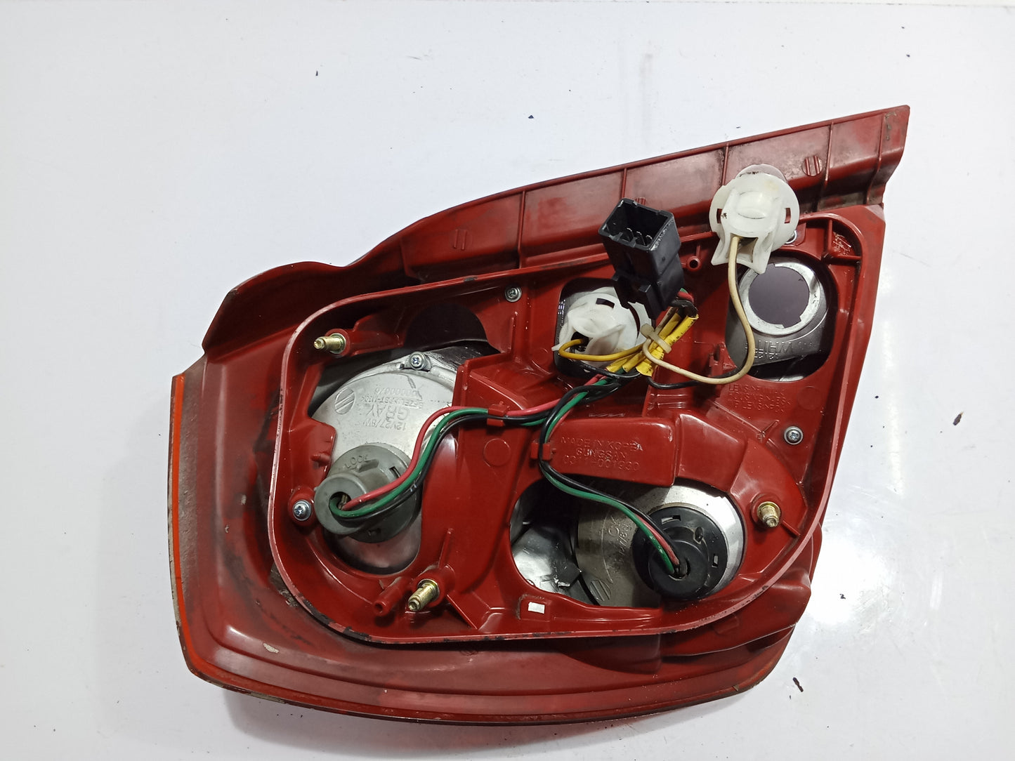 Chevrolet Optra 1.6 2003 Passenger Side Tail Light GENUINE ORIGINAL SURPLUS