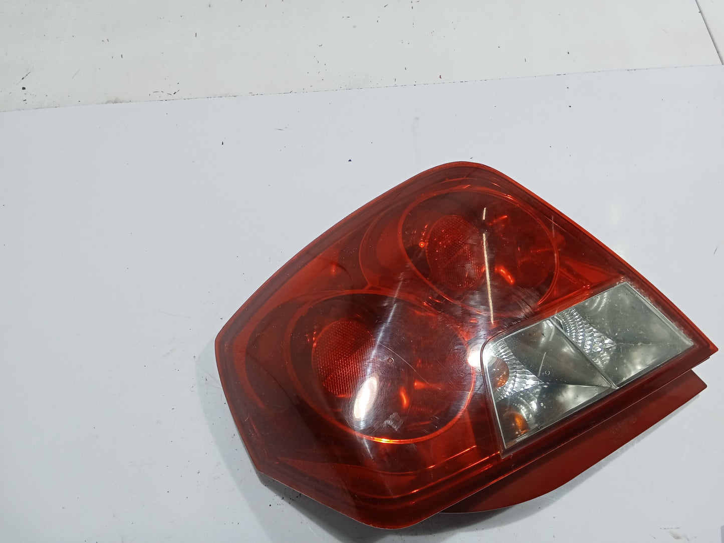 Chevrolet Optra 1.6 2003 Passenger Side Tail Light GENUINE ORIGINAL SURPLUS