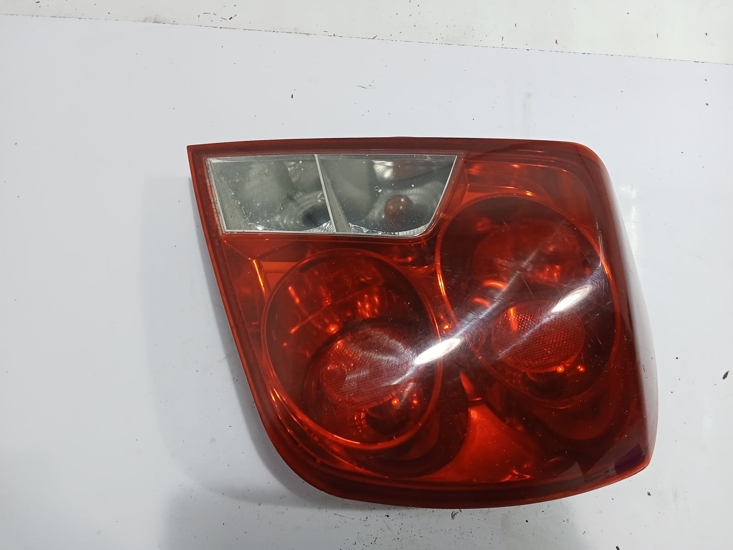 Chevrolet Optra 1.6 2003 Passenger Side Tail Light GENUINE ORIGINAL SURPLUS