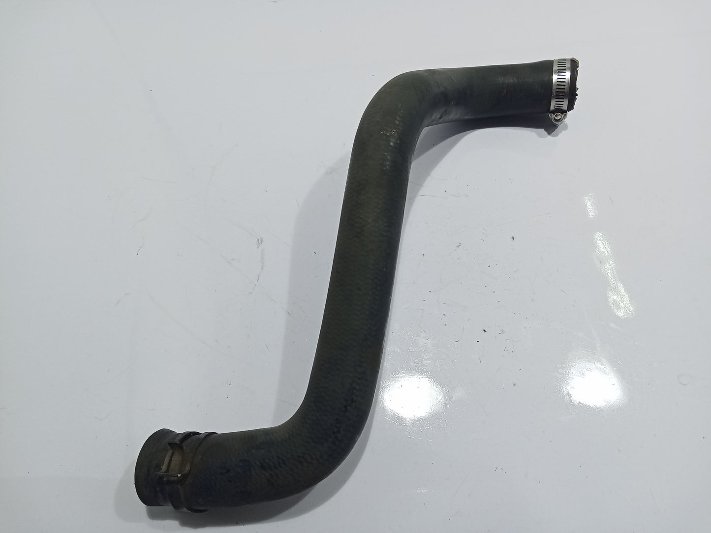 Ford Escape 2.0 Lower Radiator Hose GENUINE ORIGINAL SURPLUS