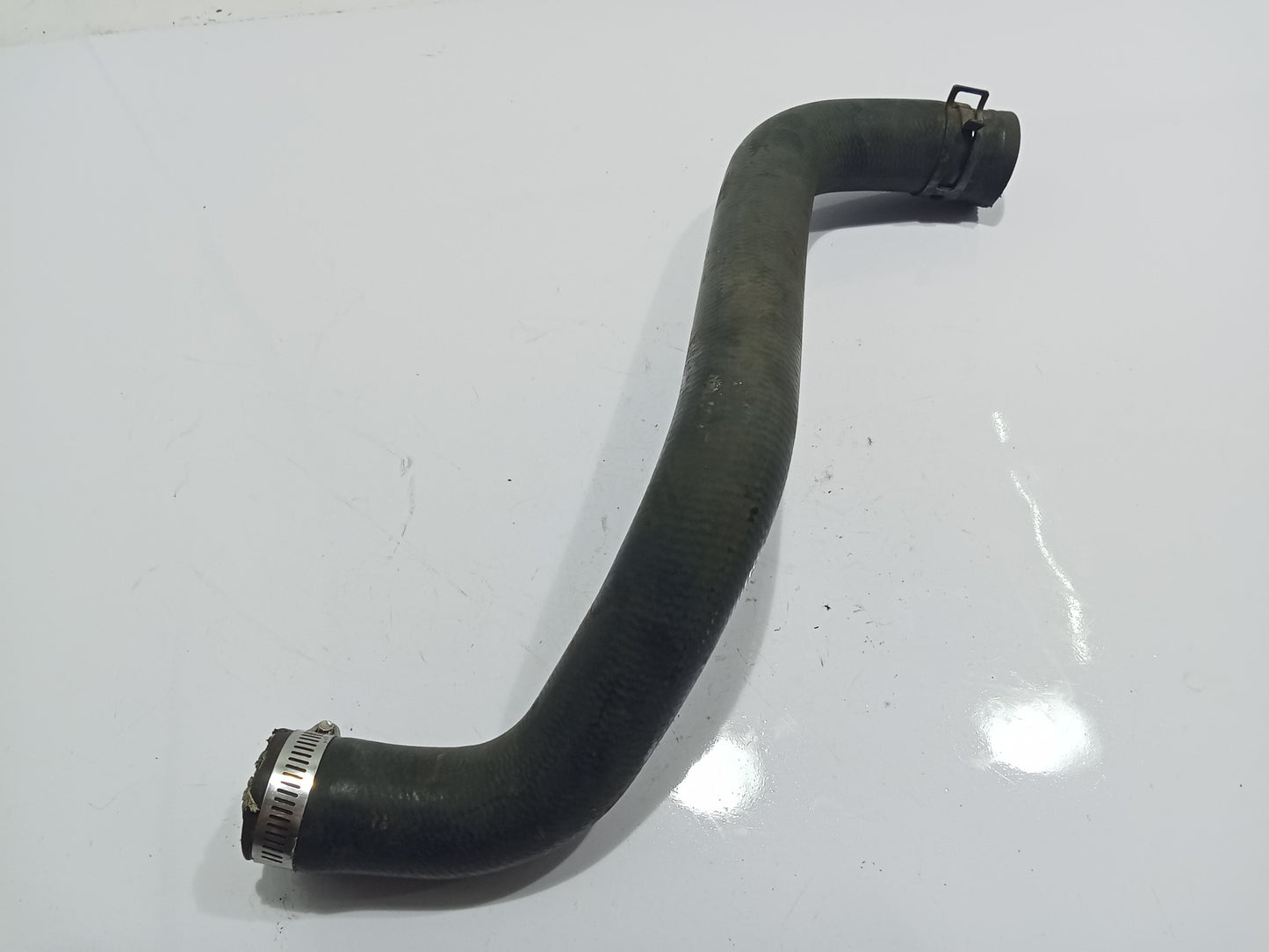 Ford Escape 2.0 Lower Radiator Hose GENUINE ORIGINAL SURPLUS