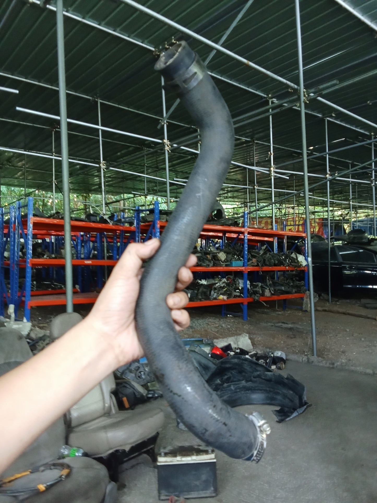 Ford Escape 2.0 Lower Radiator Hose GENUINE ORIGINAL SURPLUS