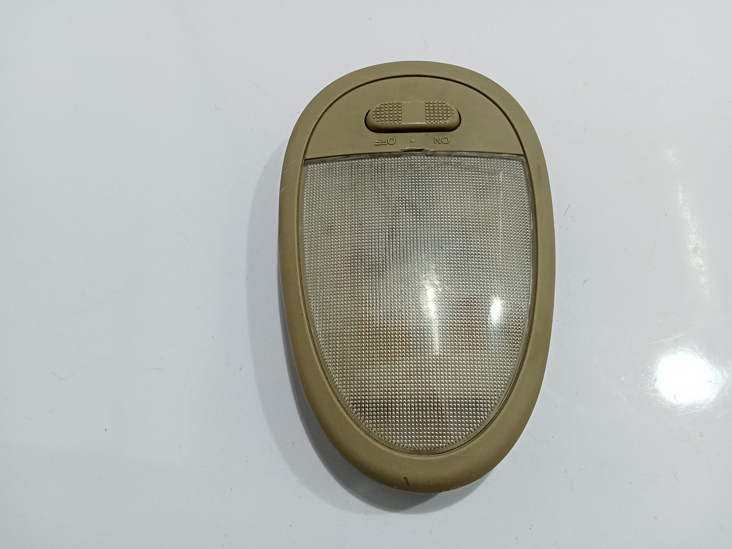 Chevrolet Optra 1.6 Dome Light GENUINE ORIGINAL SURPLUS