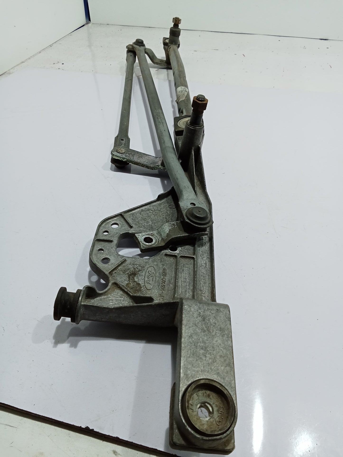 Ford focus 2.0 Wiper Linkage GENUINE ORIGINAL SURPLUS