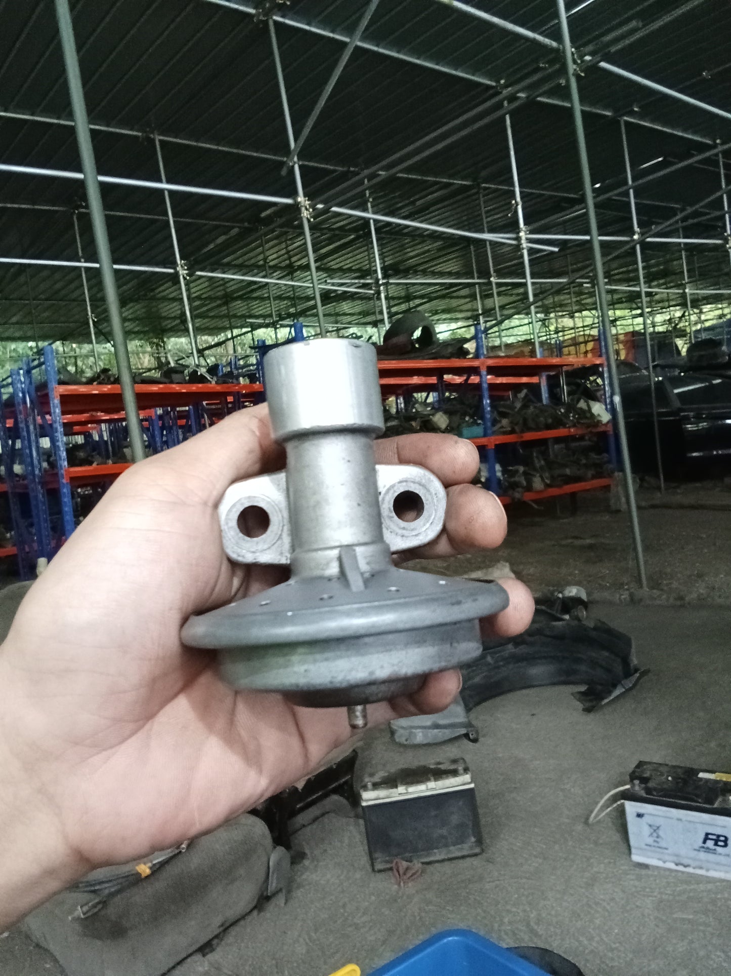 Ford Escape 2.0 EGR Valve GENUINE ORIGINAL SURPLUS