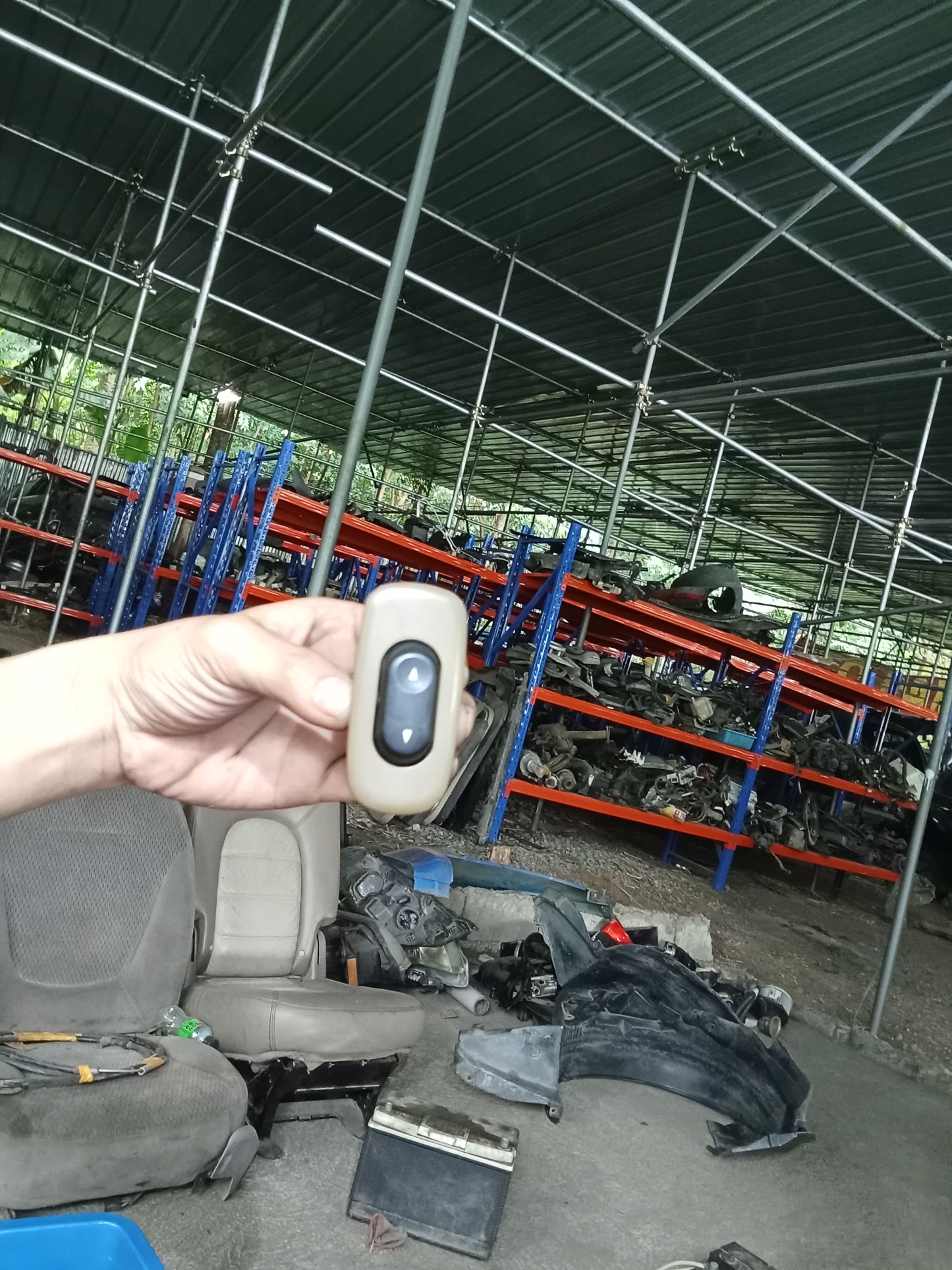 Ford Escape 2.0 Window Switch
